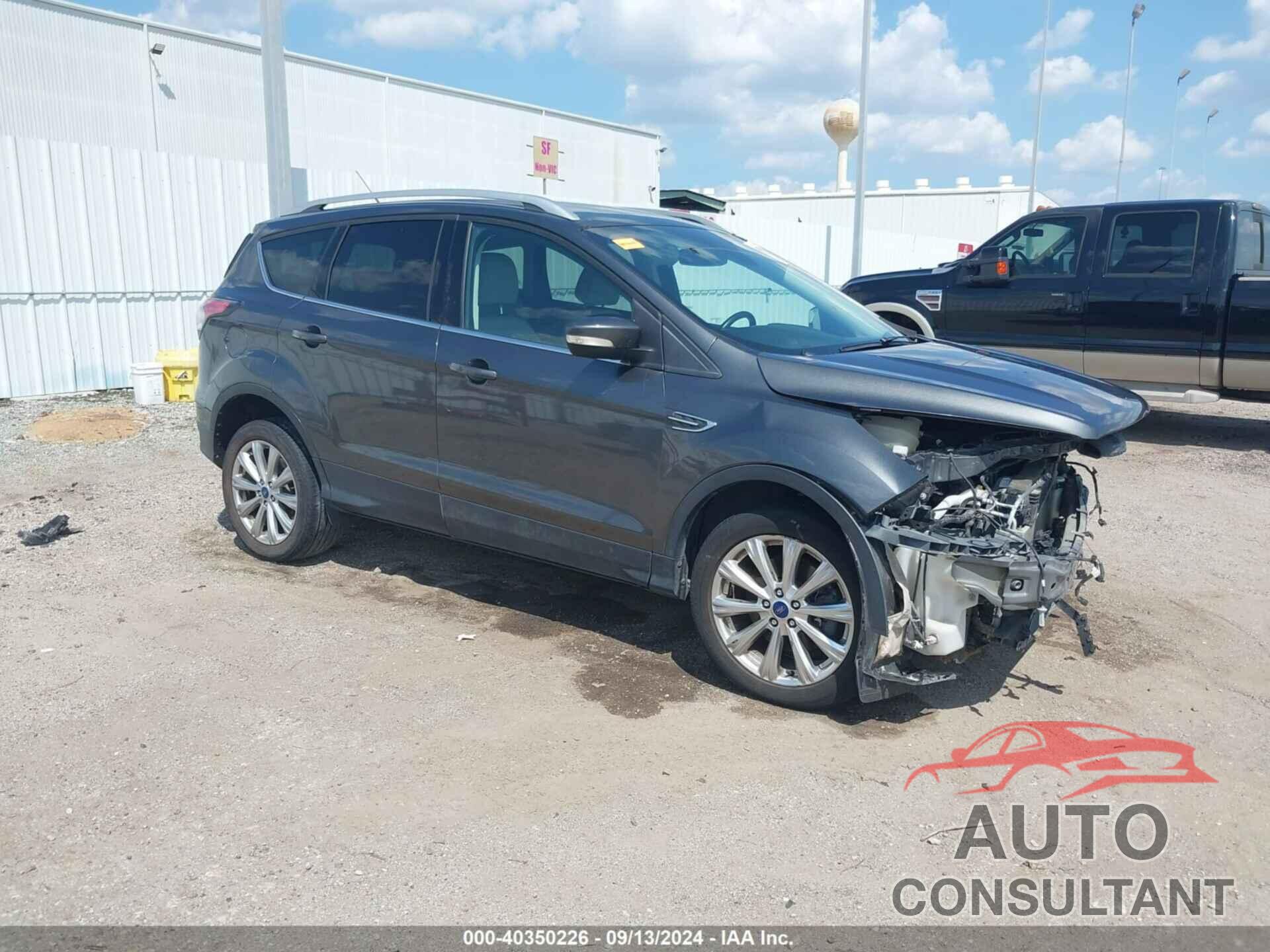 FORD ESCAPE 2017 - 1FMCU9JD1HUA35525