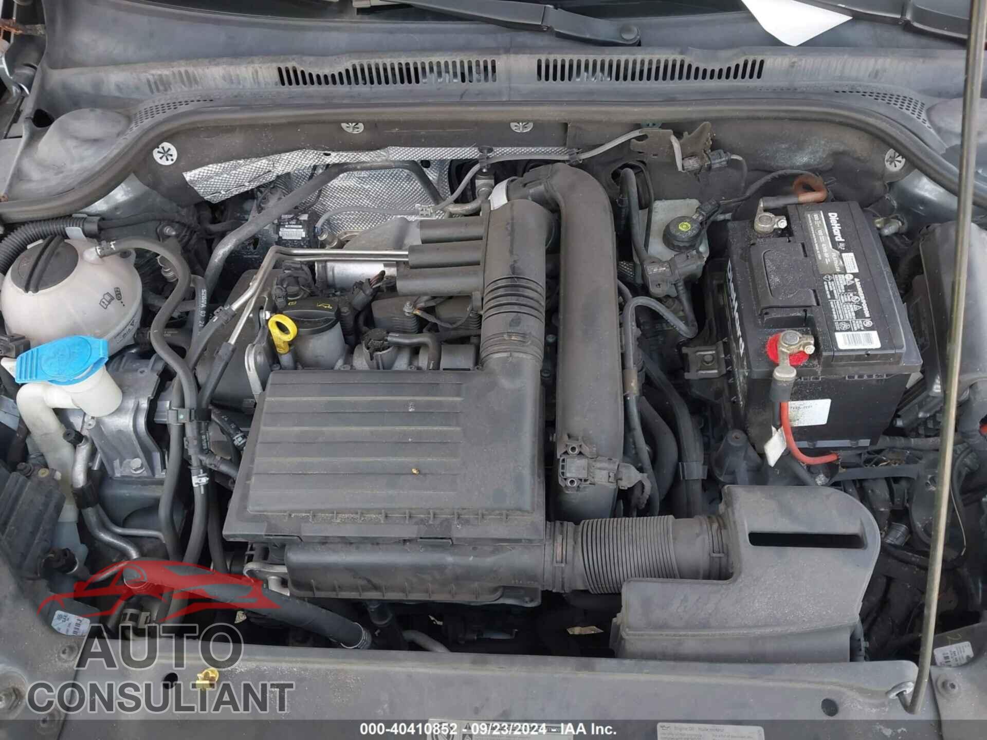 VOLKSWAGEN JETTA 2017 - 3VWDB7AJ4HM238659