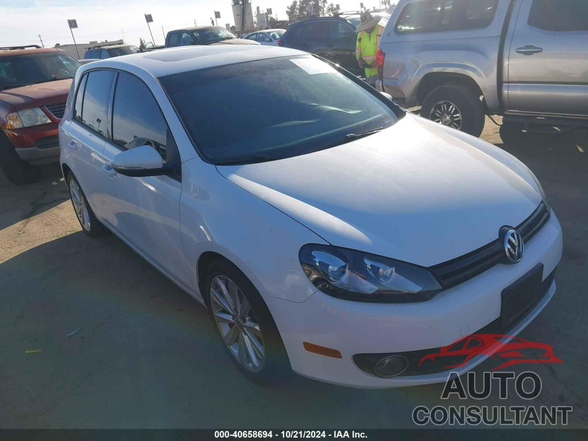 VOLKSWAGEN GOLF 2012 - WVWNM7AJ2CW205086