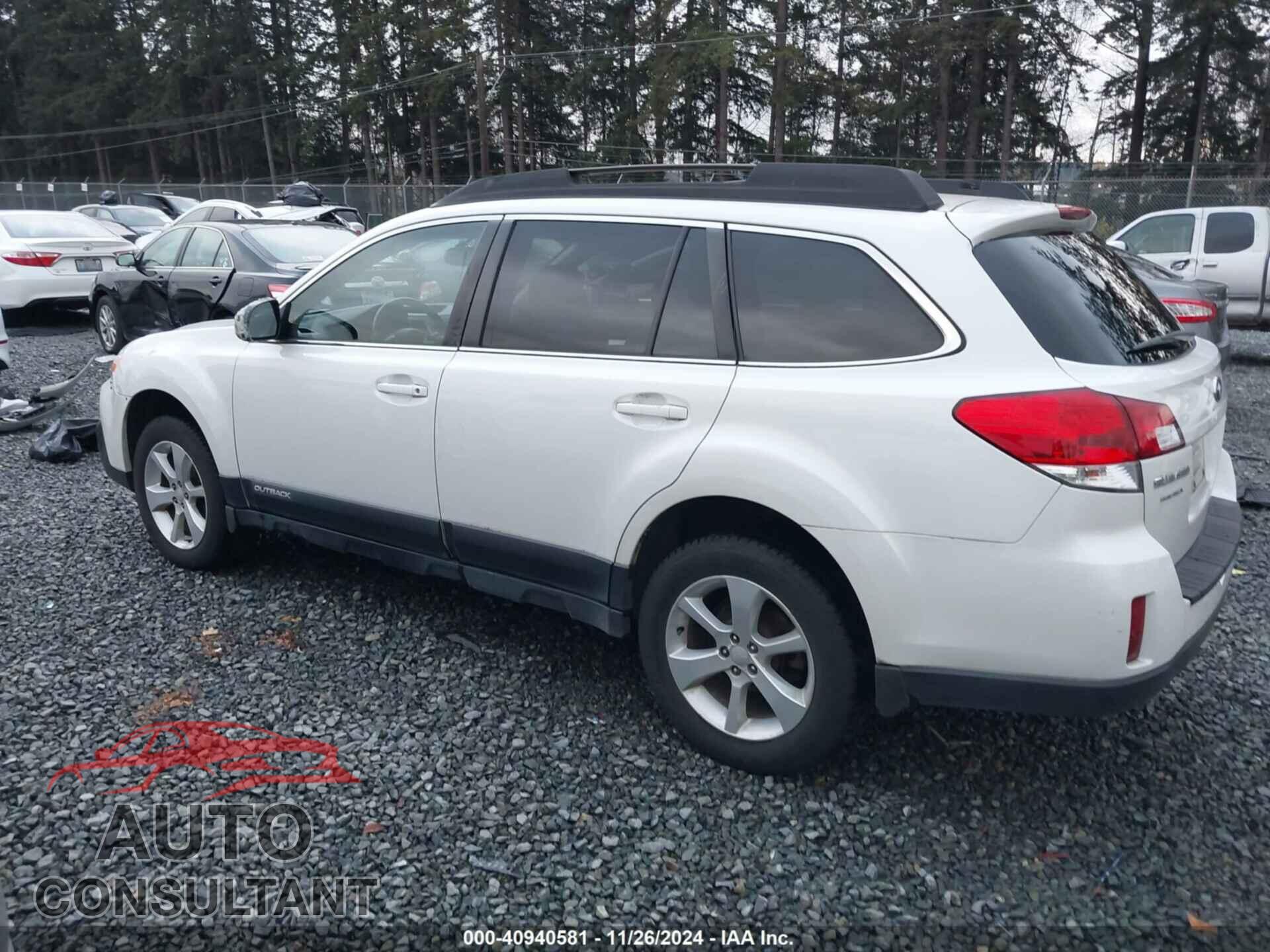 SUBARU OUTBACK 2013 - 4S4BRBCC0D3208704