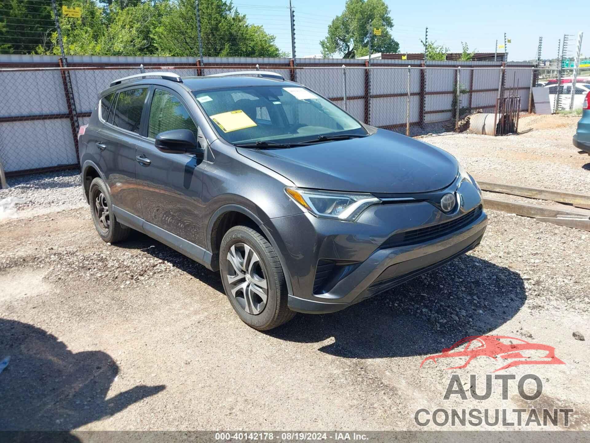 TOYOTA RAV4 2017 - JTMBFREV2HJ124423