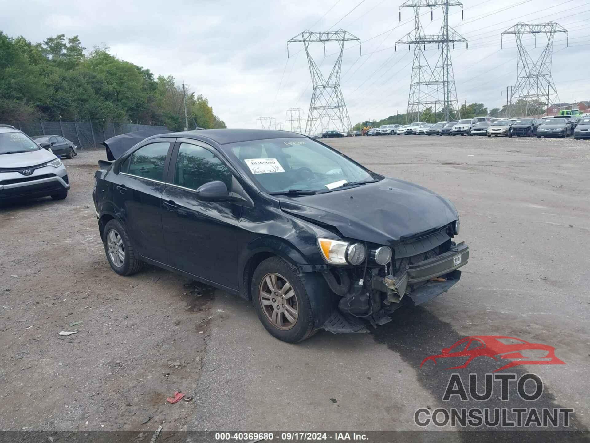 CHEVROLET SONIC 2012 - 1G1JC5SH0C4177388