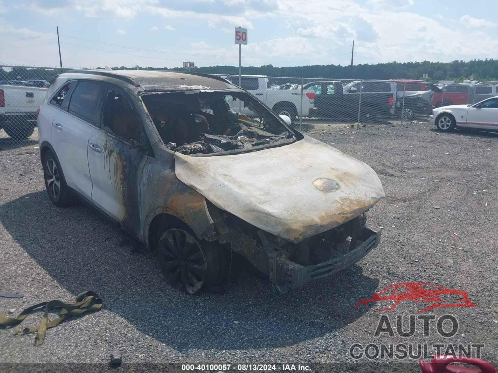KIA SORENTO 2017 - 5XYPHDA5XHG260937