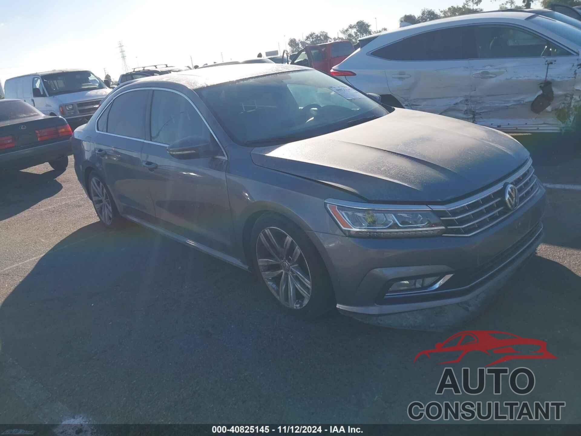 VOLKSWAGEN PASSAT 2018 - 1VWBA7A3XJC008613