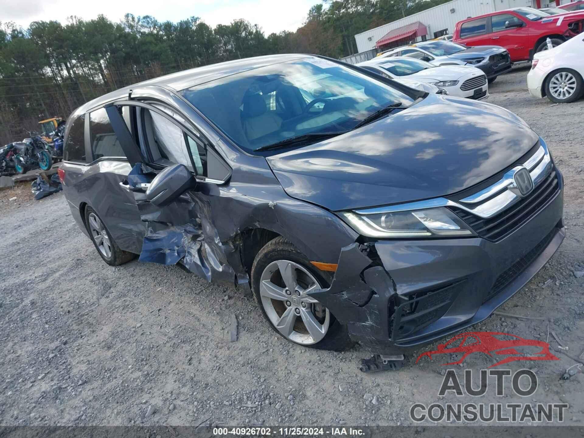 HONDA ODYSSEY 2018 - 5FNRL6H58JB007640