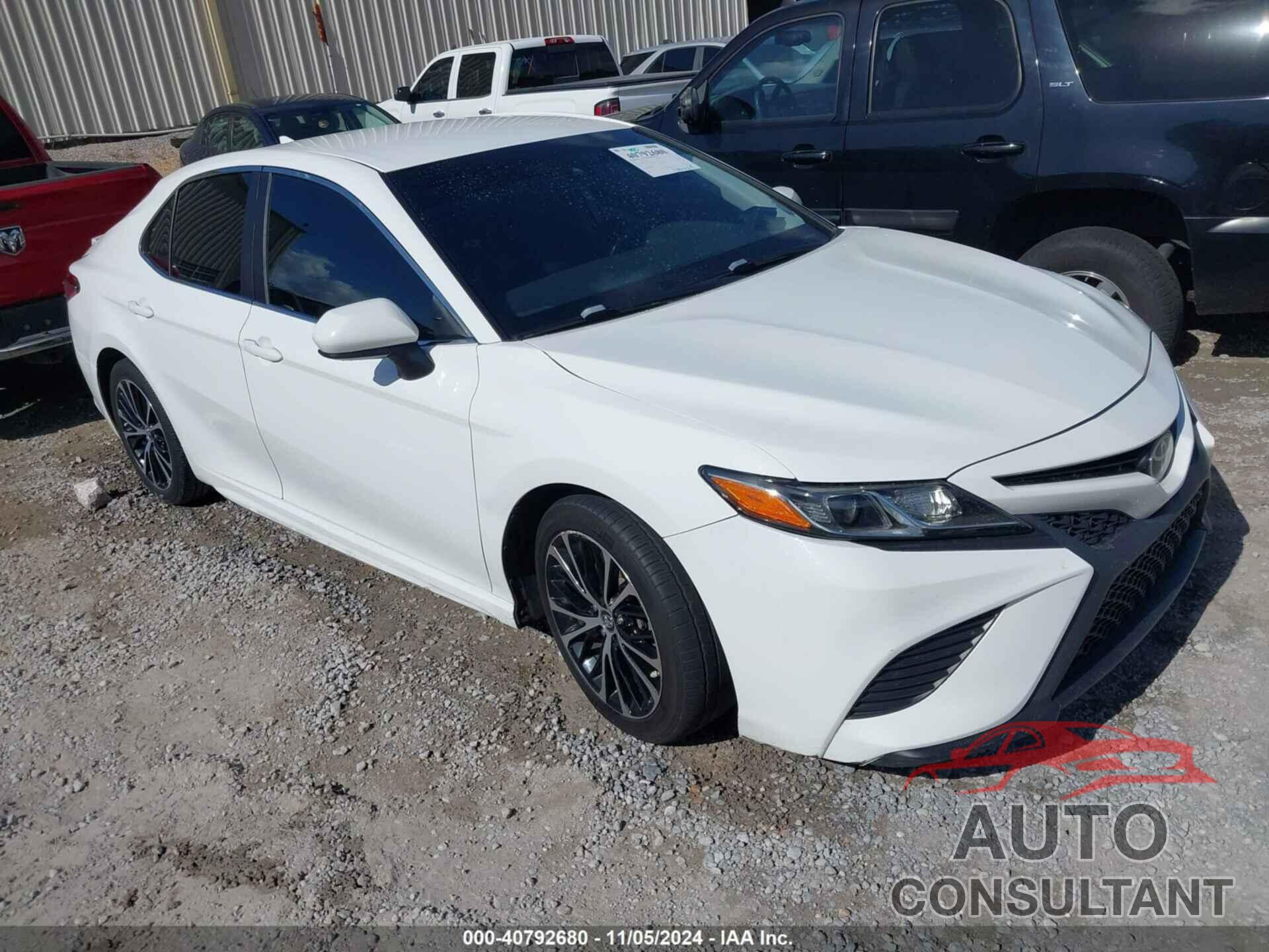 TOYOTA CAMRY 2019 - 4T1B11HK0KU200210