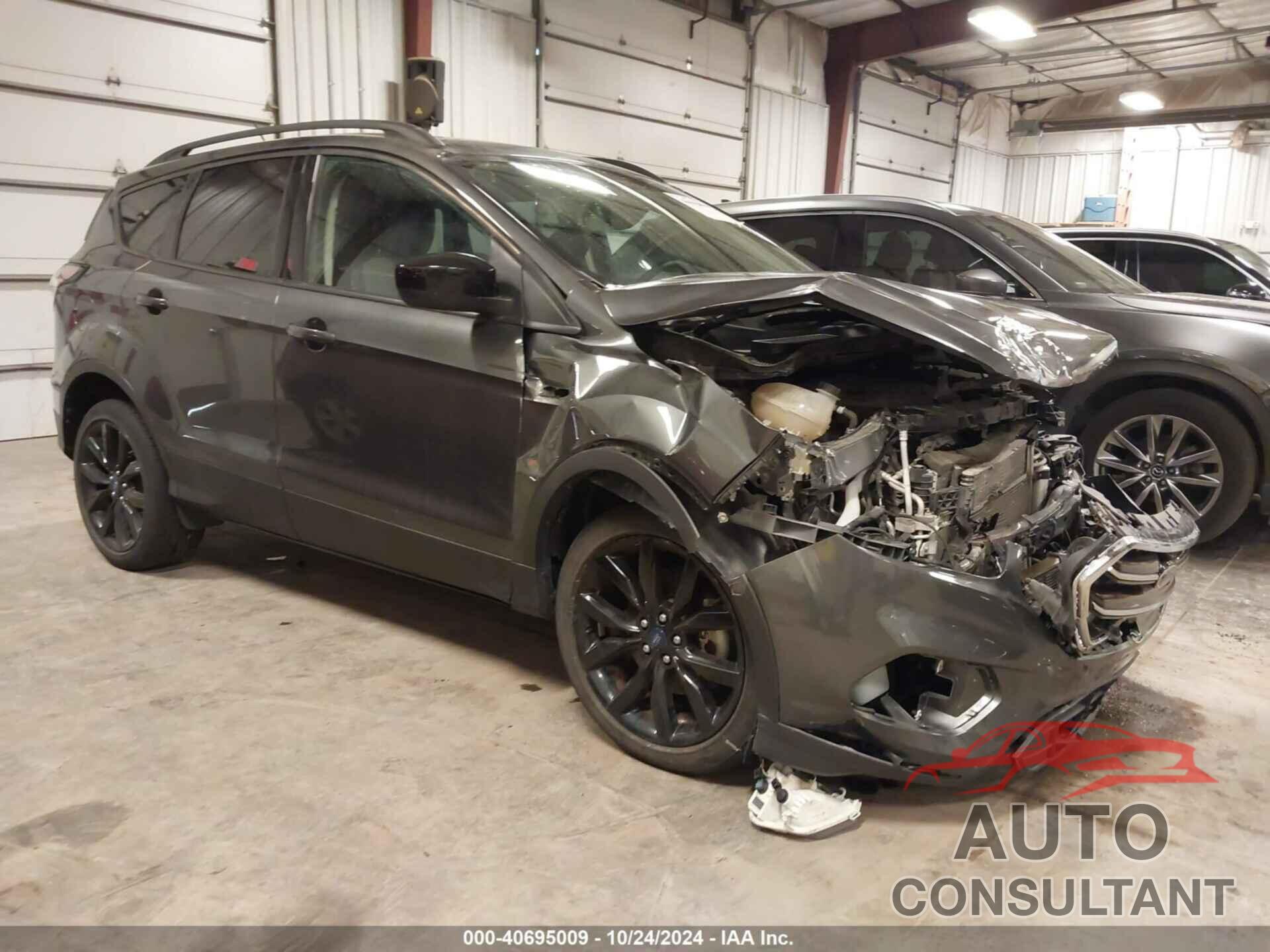 FORD ESCAPE 2018 - 1FMCU9GD5JUA84661