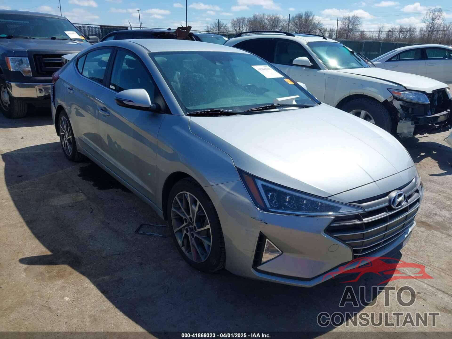 HYUNDAI ELANTRA 2020 - KMHD84LF3LU962335