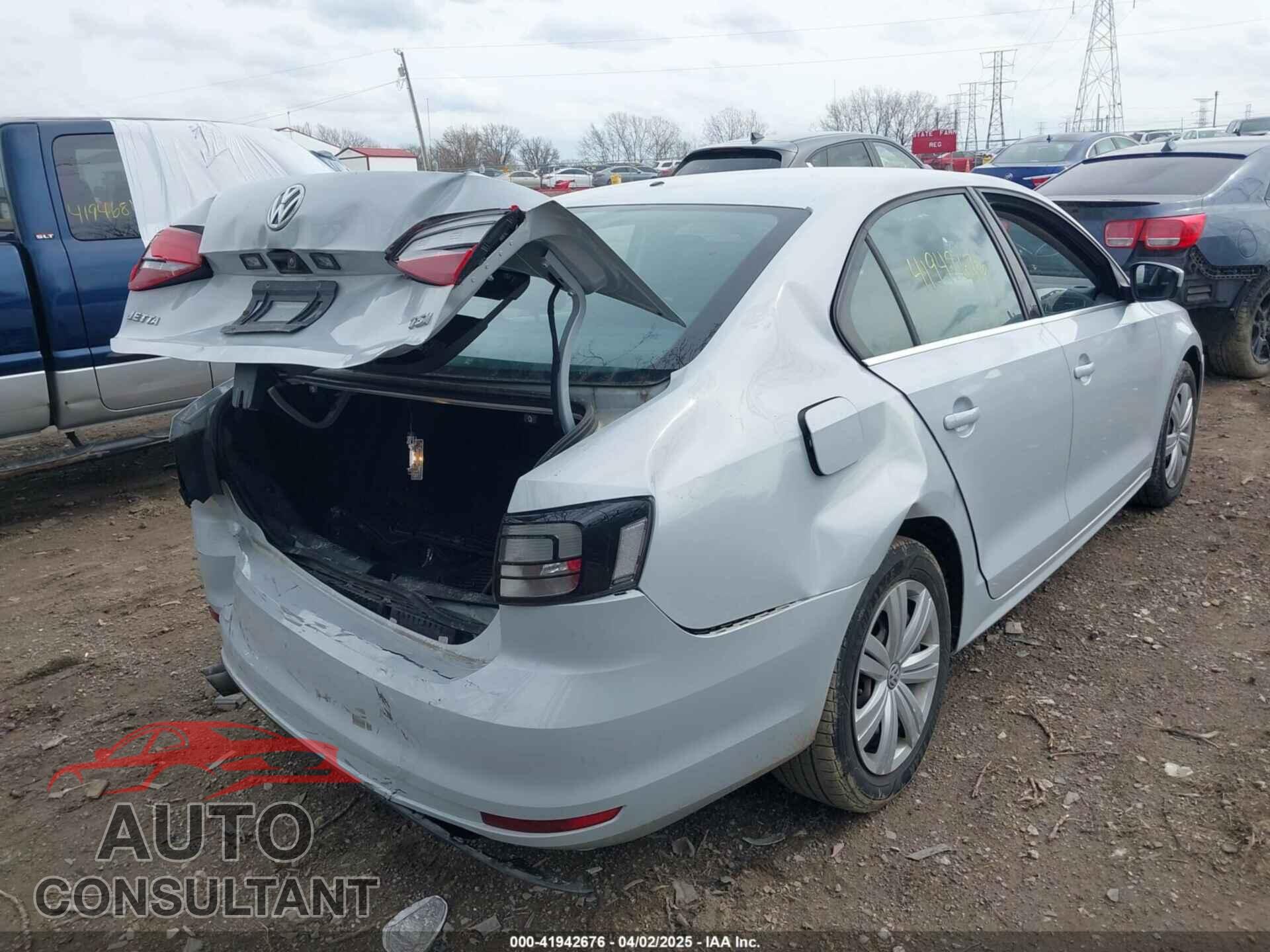 VOLKSWAGEN JETTA 2017 - 3VW2B7AJ3HM384428