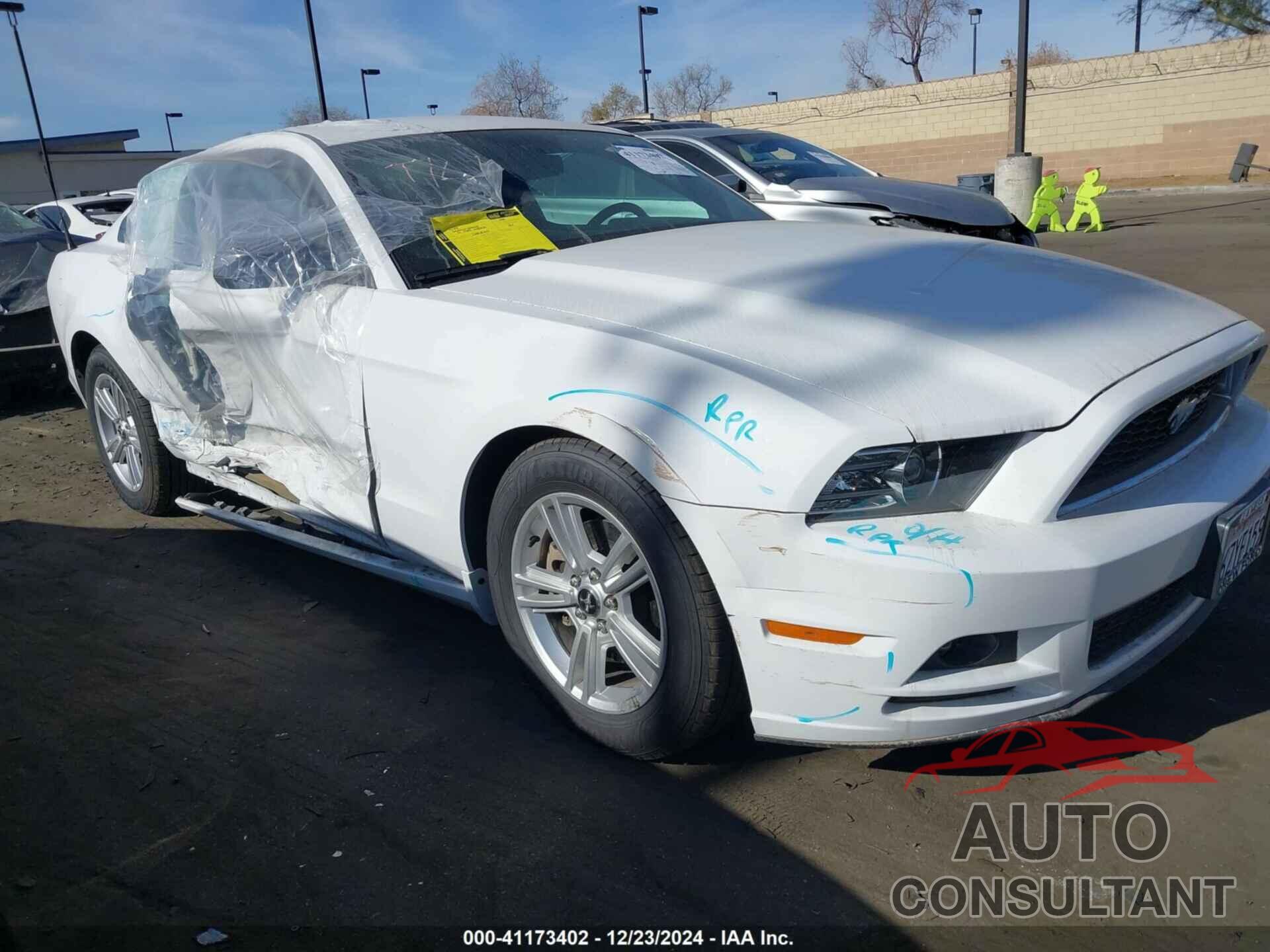 FORD MUSTANG 2014 - 1ZVBP8AM4E5215327