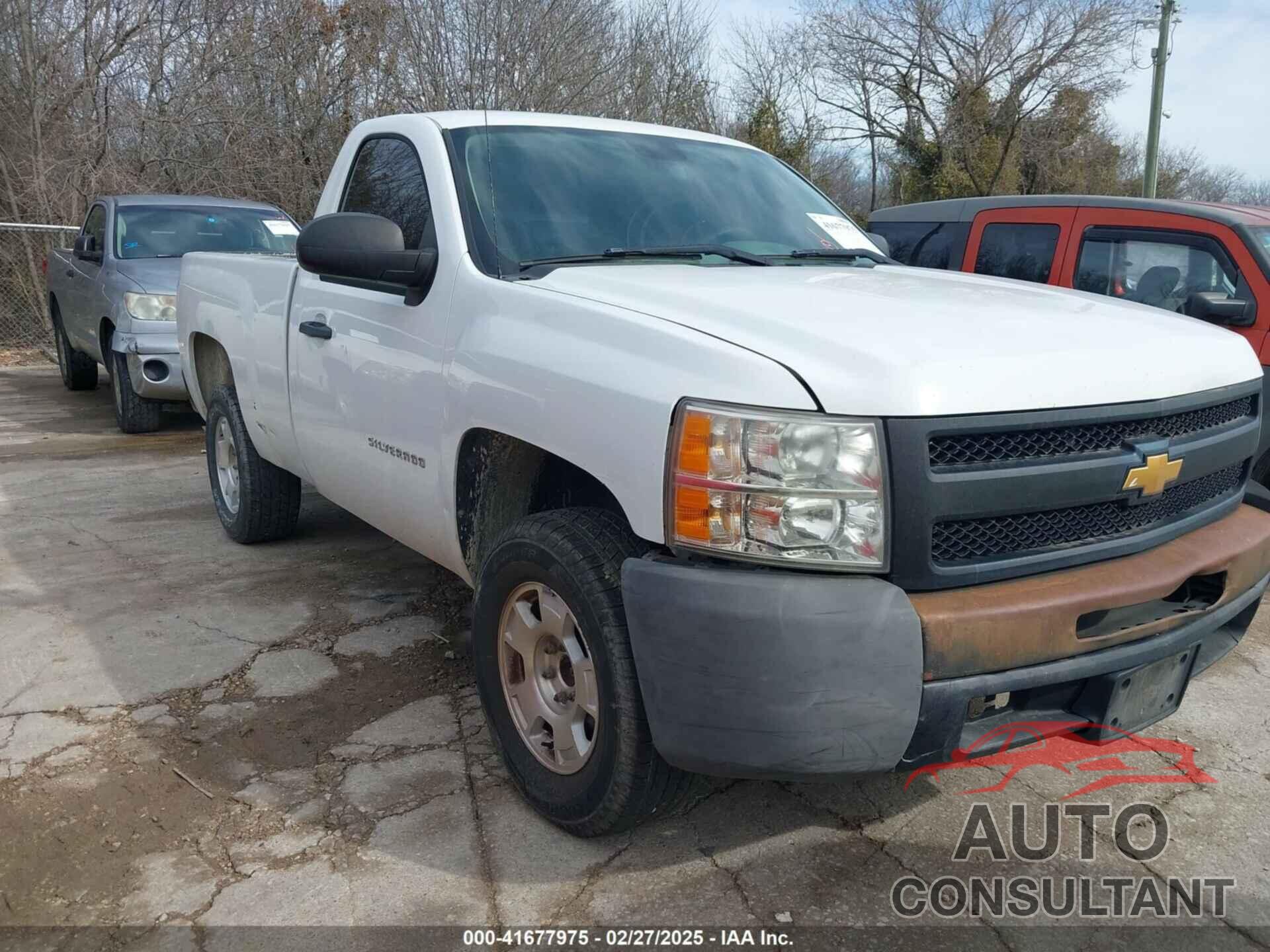 CHEVROLET SILVERADO 1500 2013 - 1GCNCPEX6DZ110693