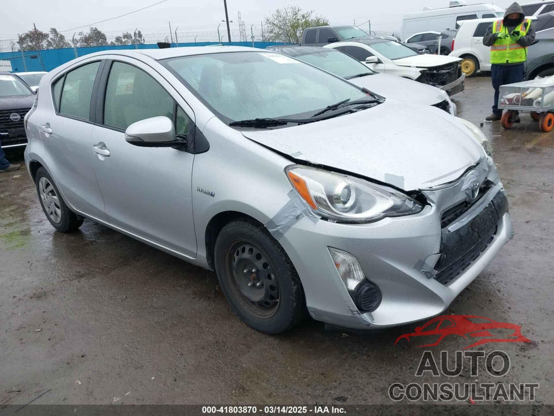 TOYOTA PRIUS C 2015 - JTDKDTB35F1575641