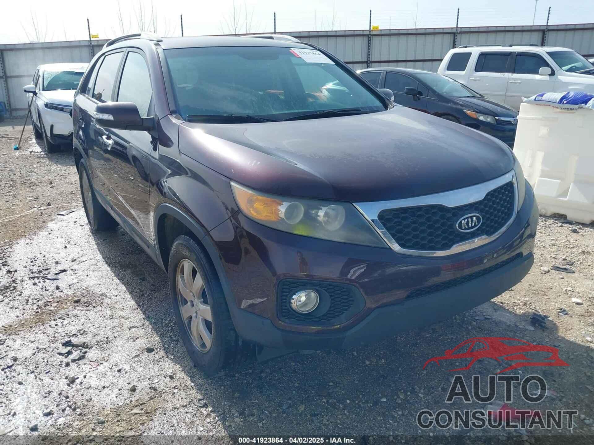 KIA SORENTO 2011 - 5XYKTDA17BG154197