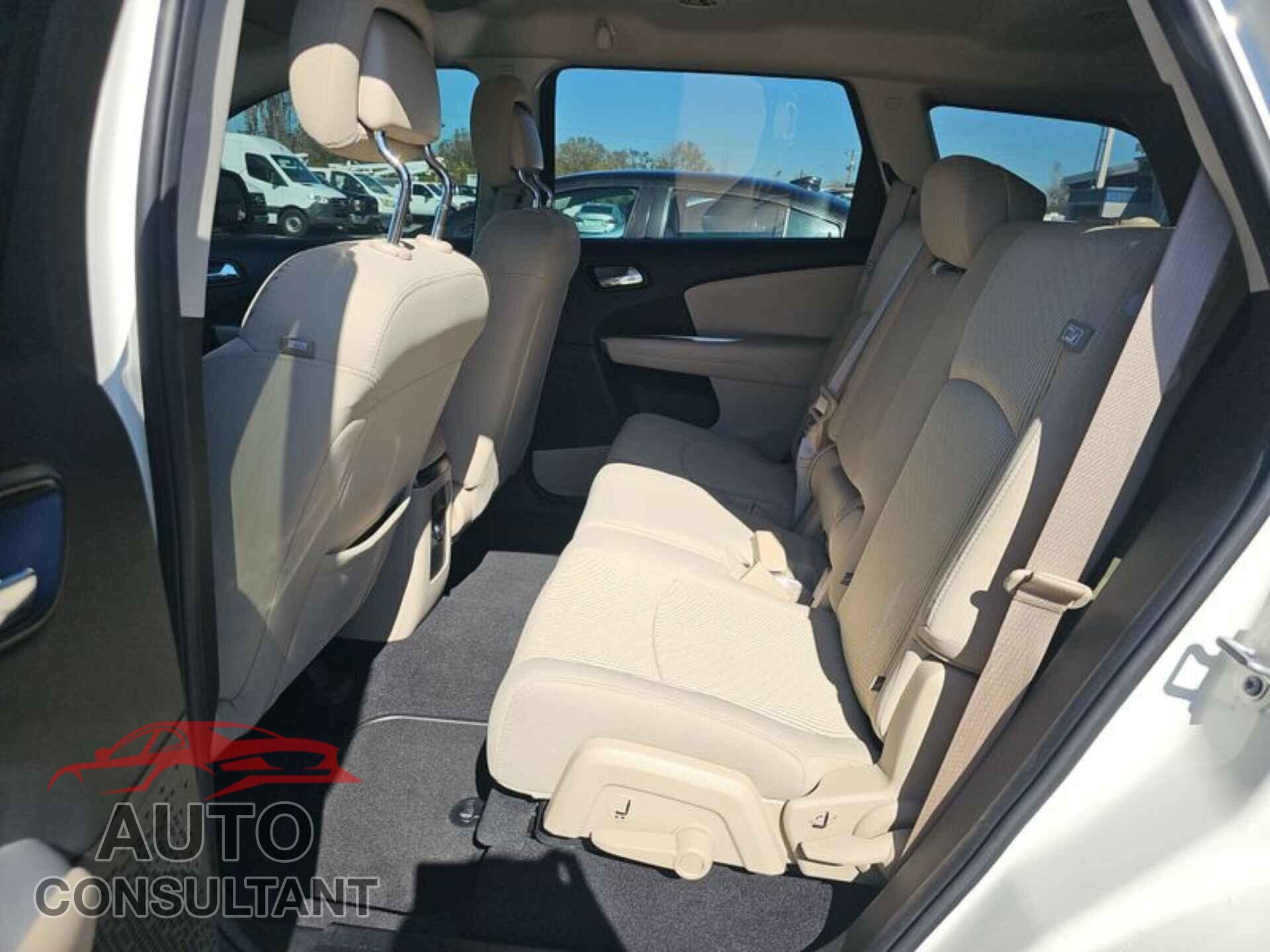 DODGE JOURNEY 2017 - 3C4PDDAG7HT671654