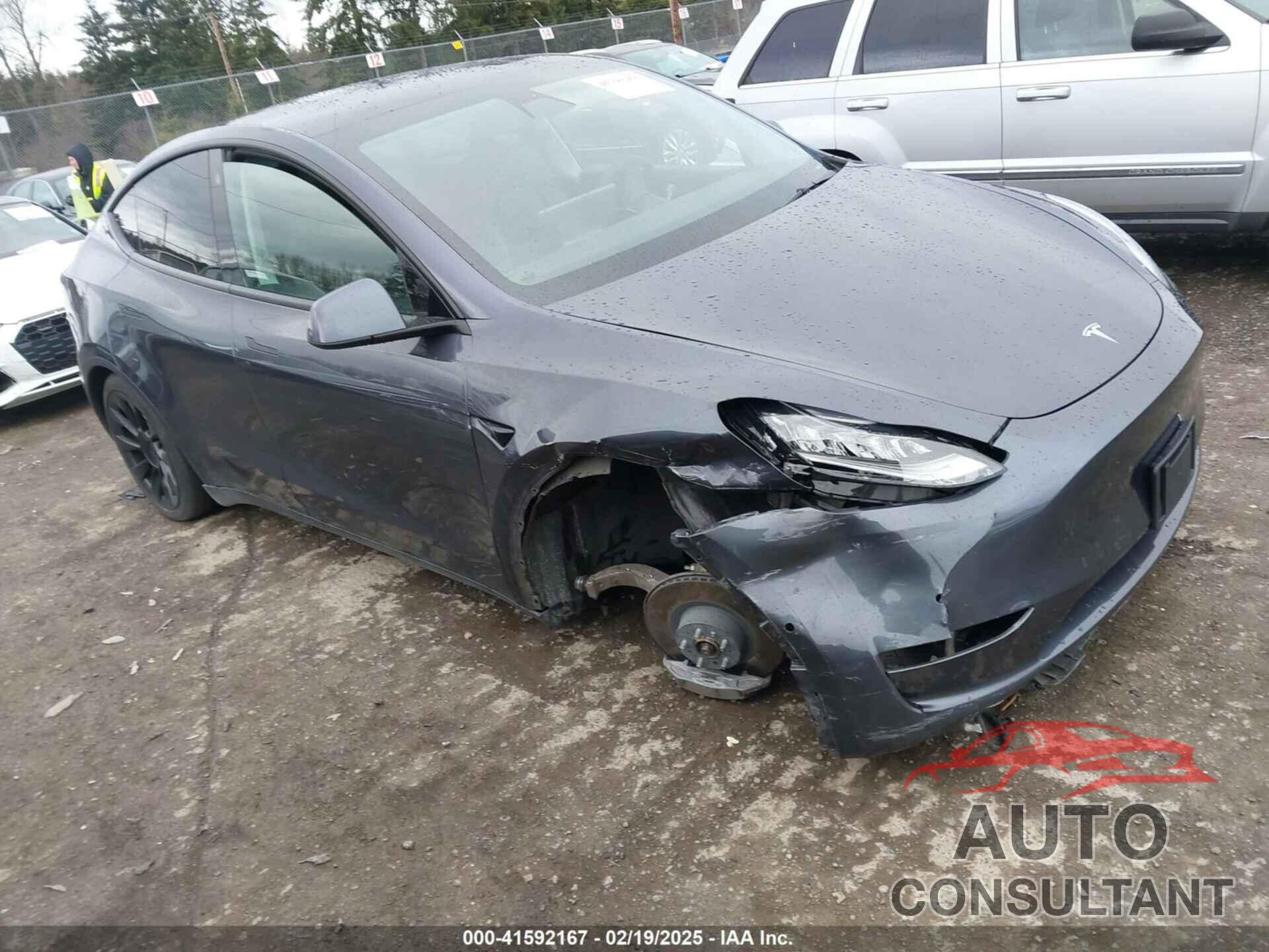 TESLA MODEL Y 2021 - 5YJYGDEE3MF255744
