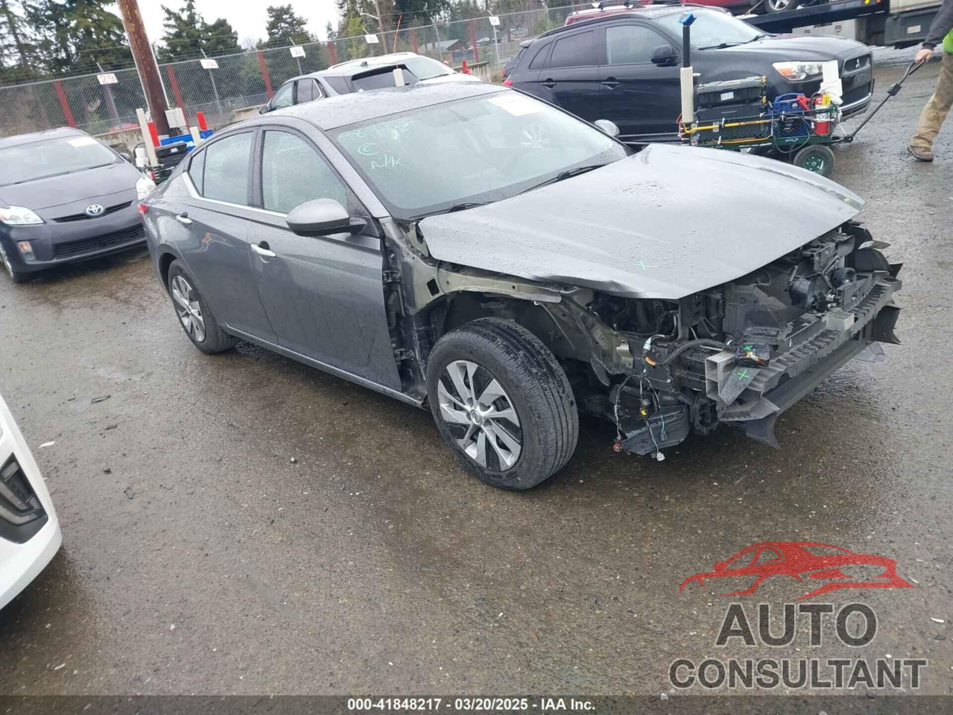 NISSAN ALTIMA 2019 - 1N4BL4BV4KC227747