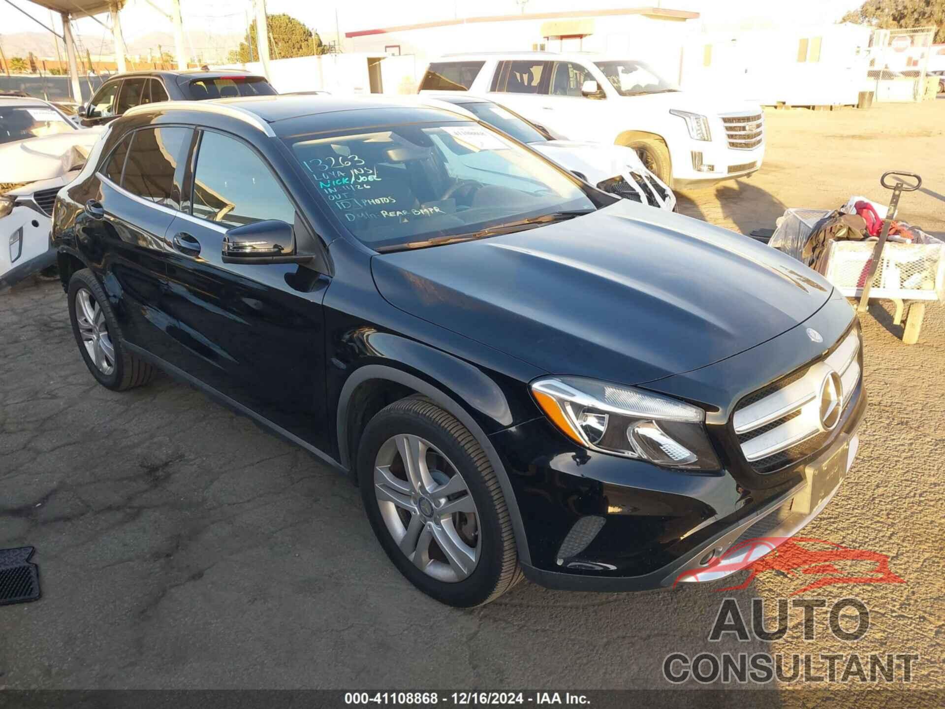 MERCEDES-BENZ GLA 250 2015 - WDCTG4EB0FJ116631