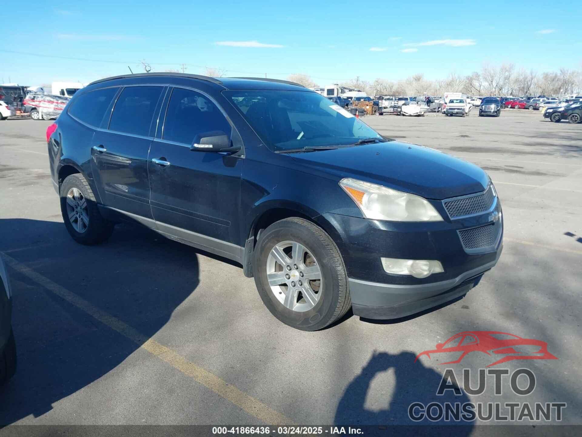 CHEVROLET TRAVERSE 2011 - 1GNKRJEDXBJ358470