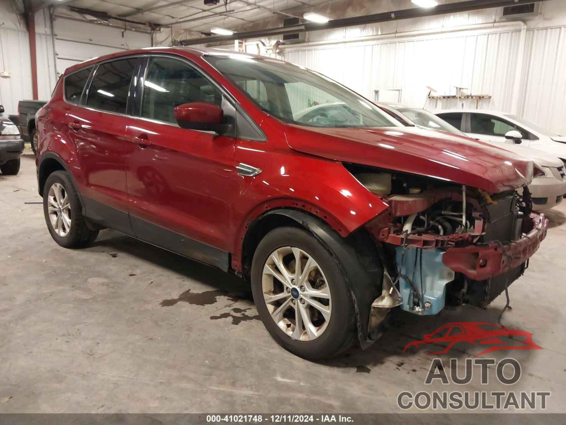 FORD ESCAPE 2017 - 1FMCU9GD3HUB27341