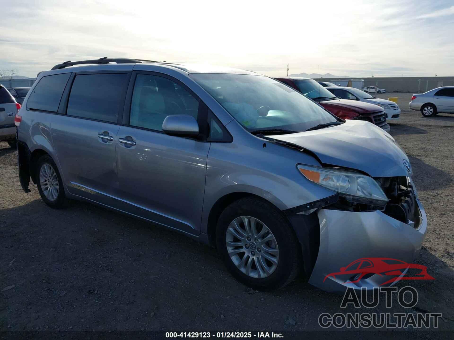 TOYOTA SIENNA 2012 - 5TDYK3DC0CS262850