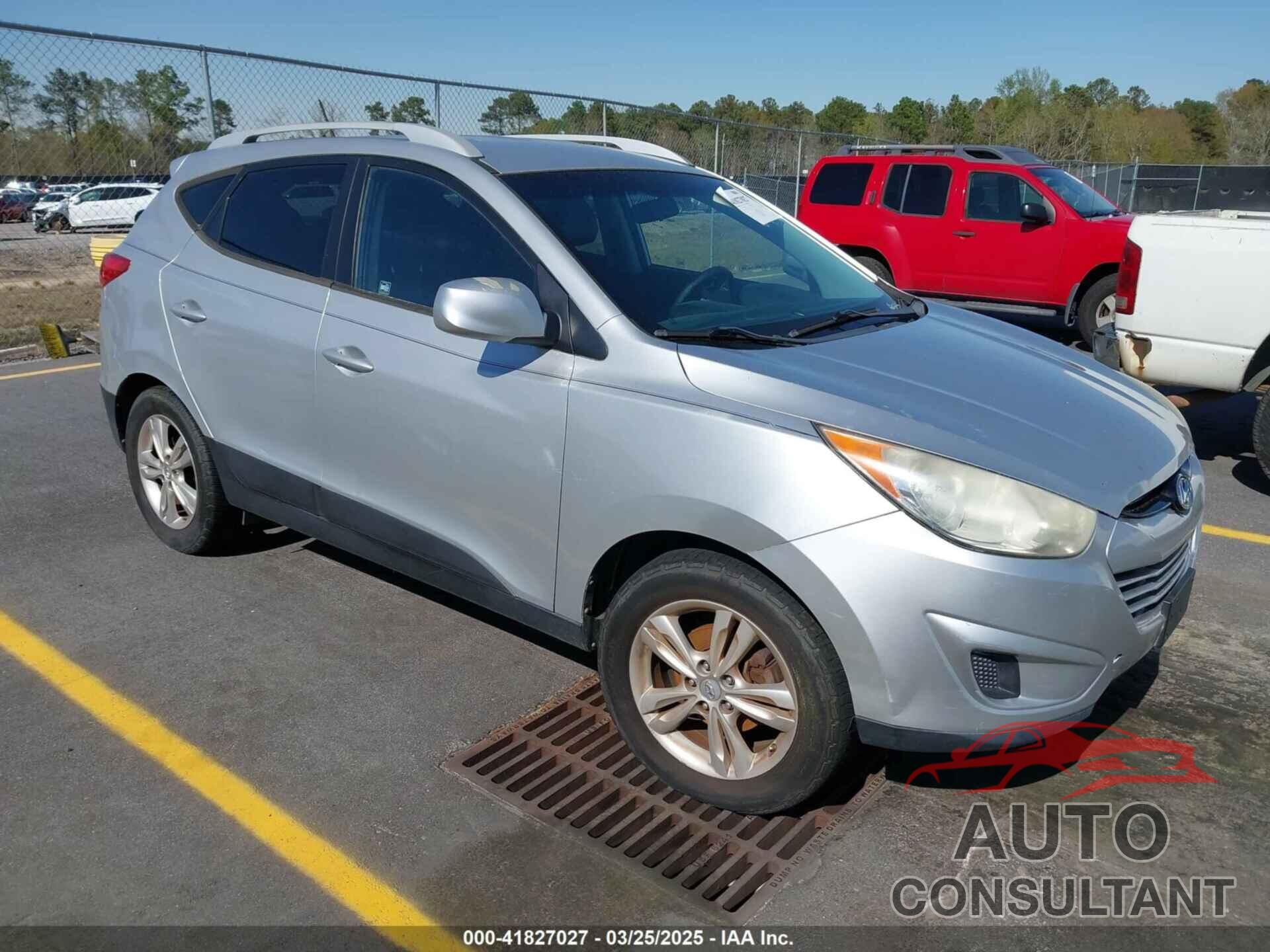 HYUNDAI TUCSON 2011 - KM8JU3AC9BU205617