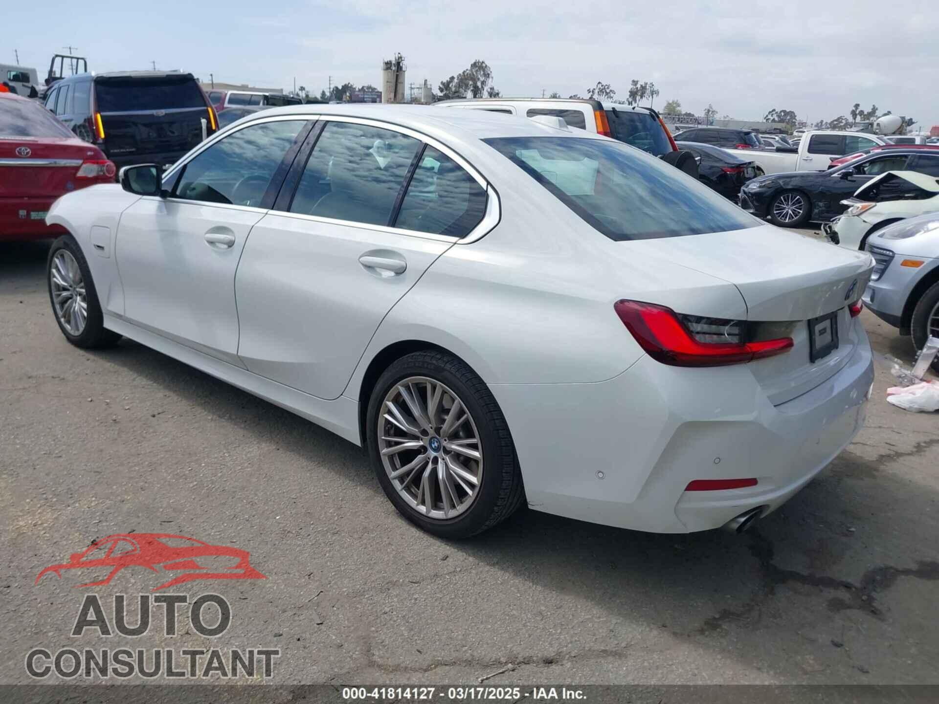 BMW 3 SERIES 2024 - 3MW39FF00R8D79501