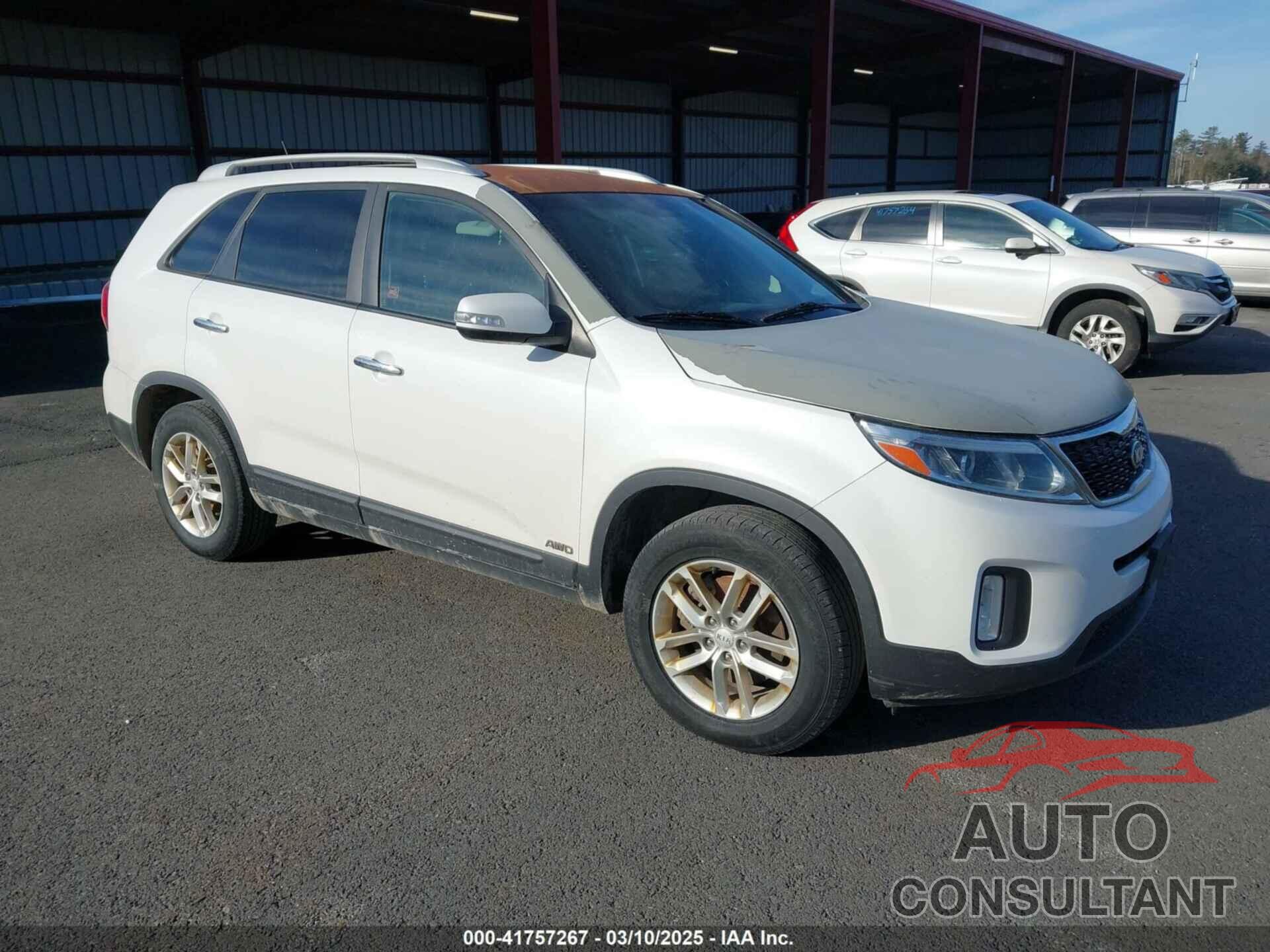 KIA SORENTO 2014 - 5XYKTCA64EG440132