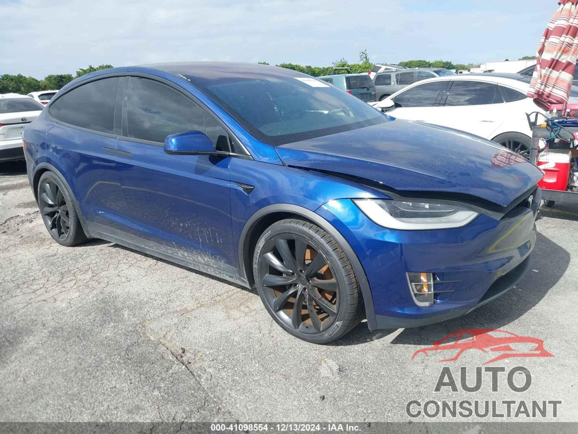 TESLA MODEL X 2020 - 5YJXCDE28LF302696