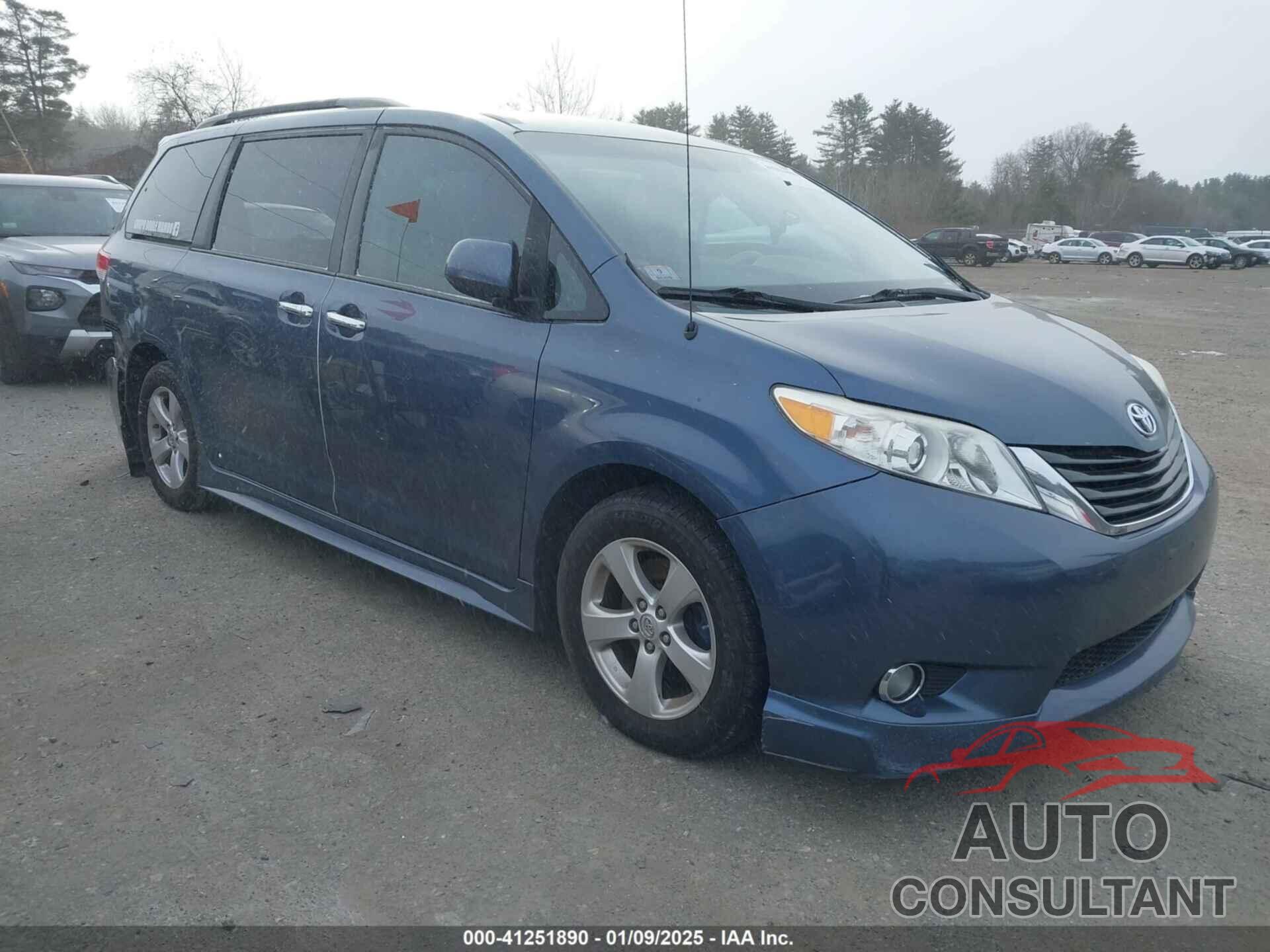 TOYOTA SIENNA 2014 - 5TDKK3DC0ES449384