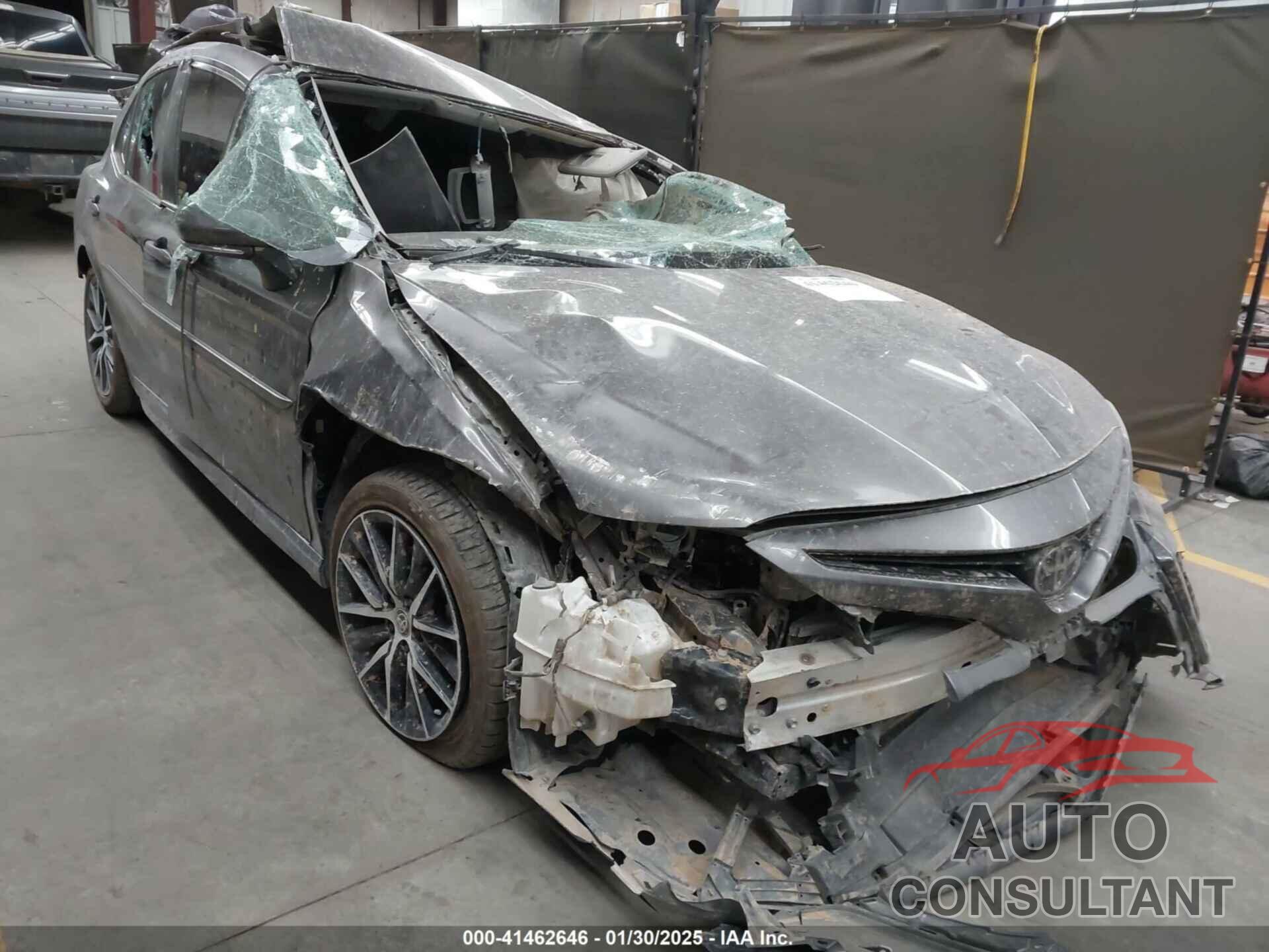 TOYOTA CAMRY 2022 - 4T1G11AK1NU650789