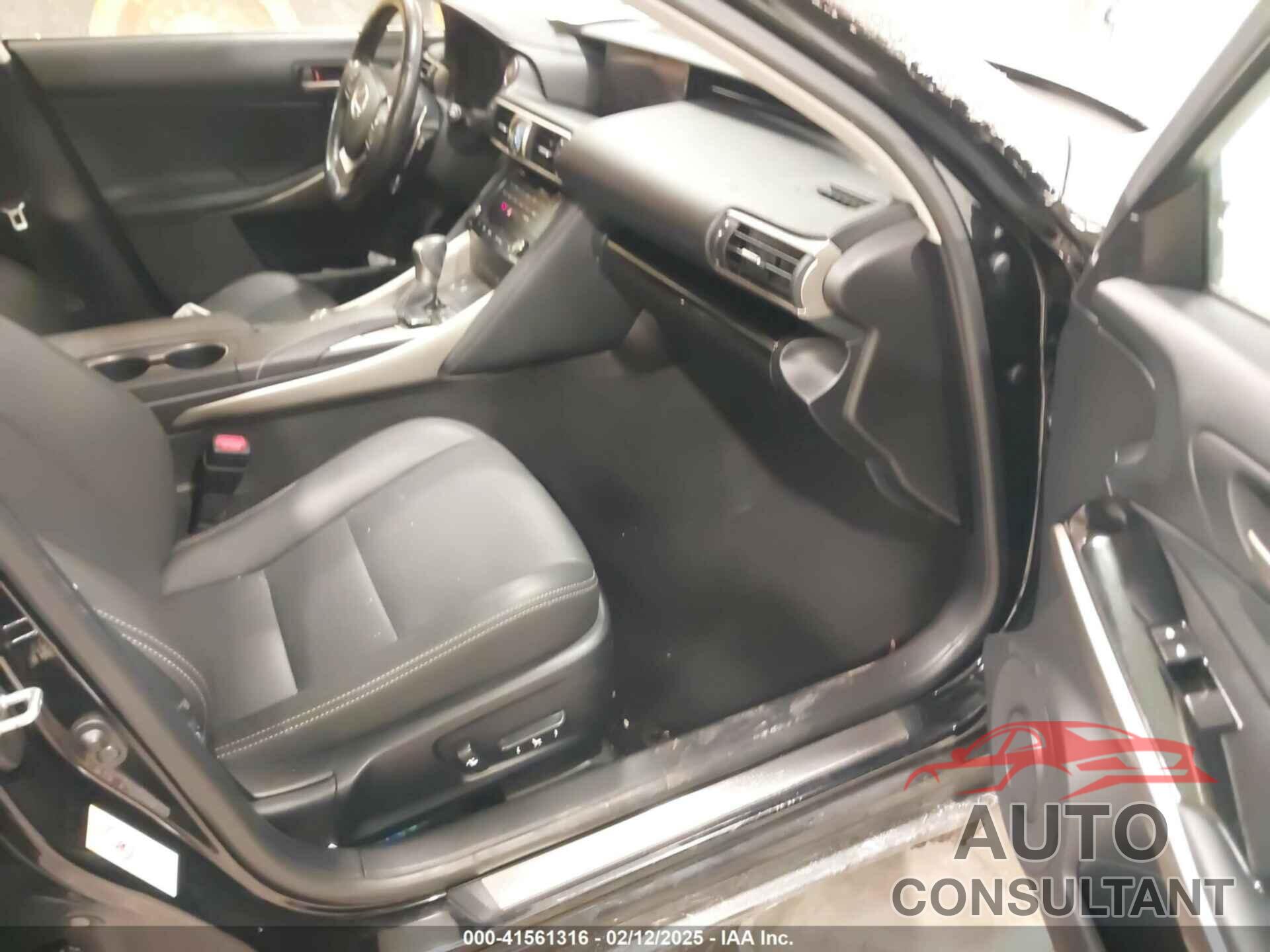 LEXUS IS 300 2017 - JTHCM1D24H5023278