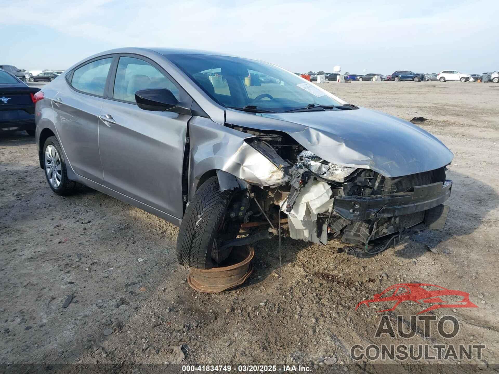 HYUNDAI ELANTRA 2012 - KMHDH4AE9CU433241