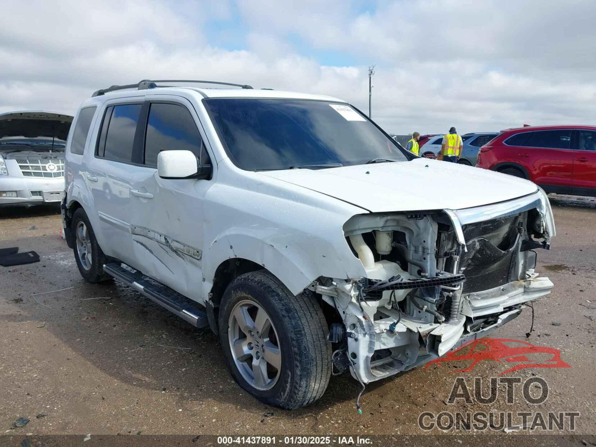 HONDA PILOT 2011 - 5FNYF4H53BB010079