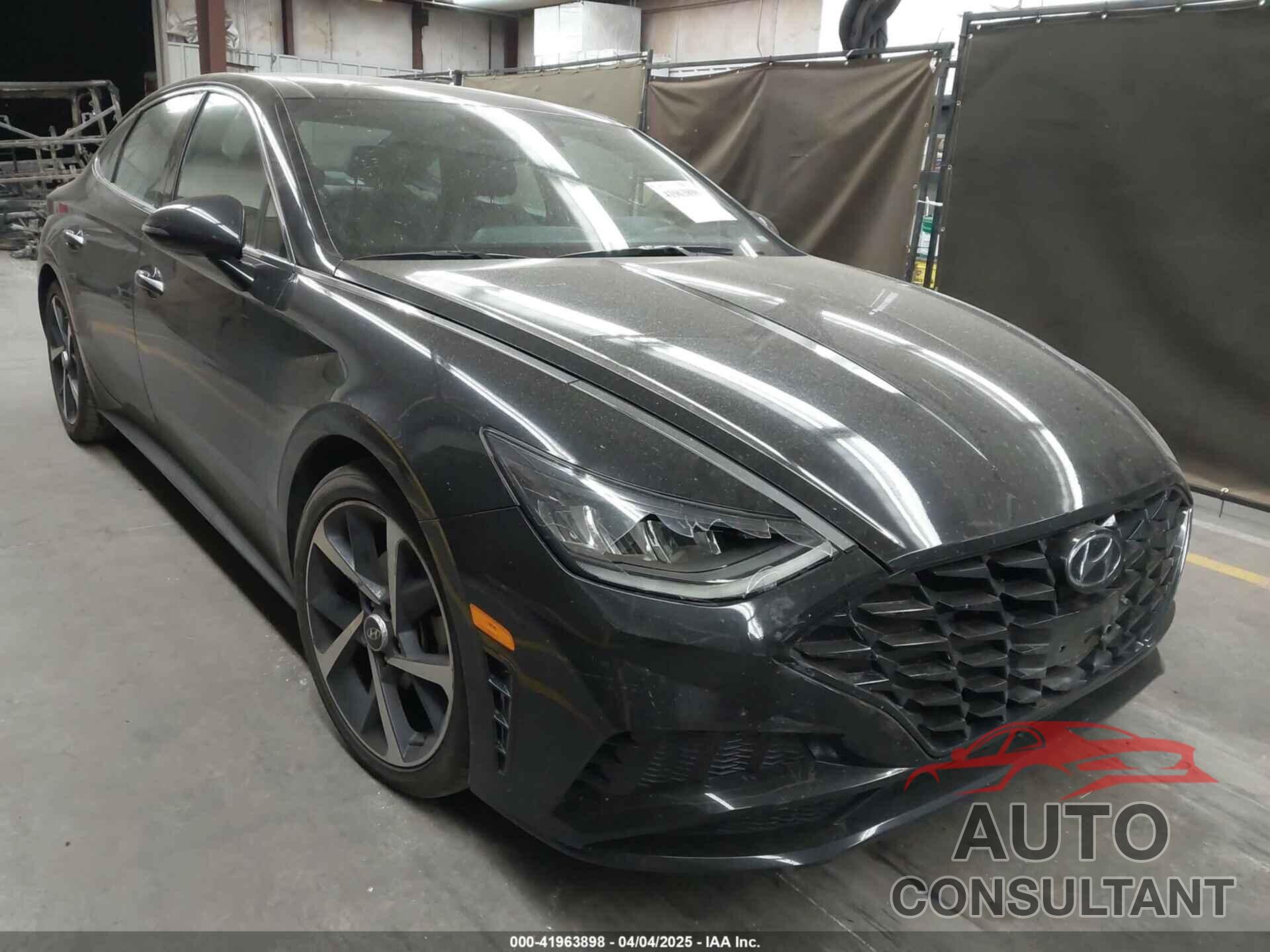 HYUNDAI SONATA 2022 - KMHL44J20NA226917