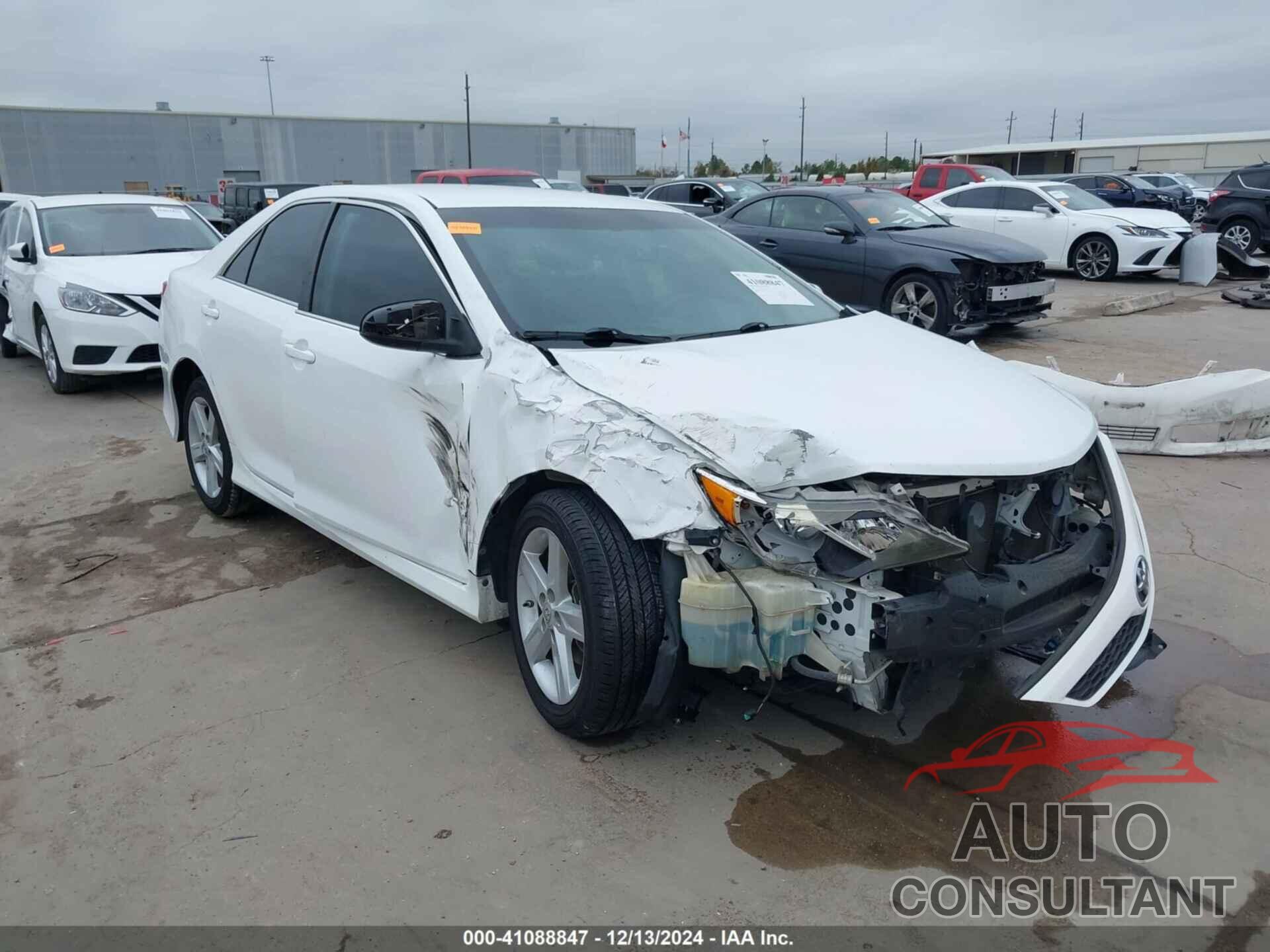 TOYOTA CAMRY 2013 - 4T1BF1FK2DU228839