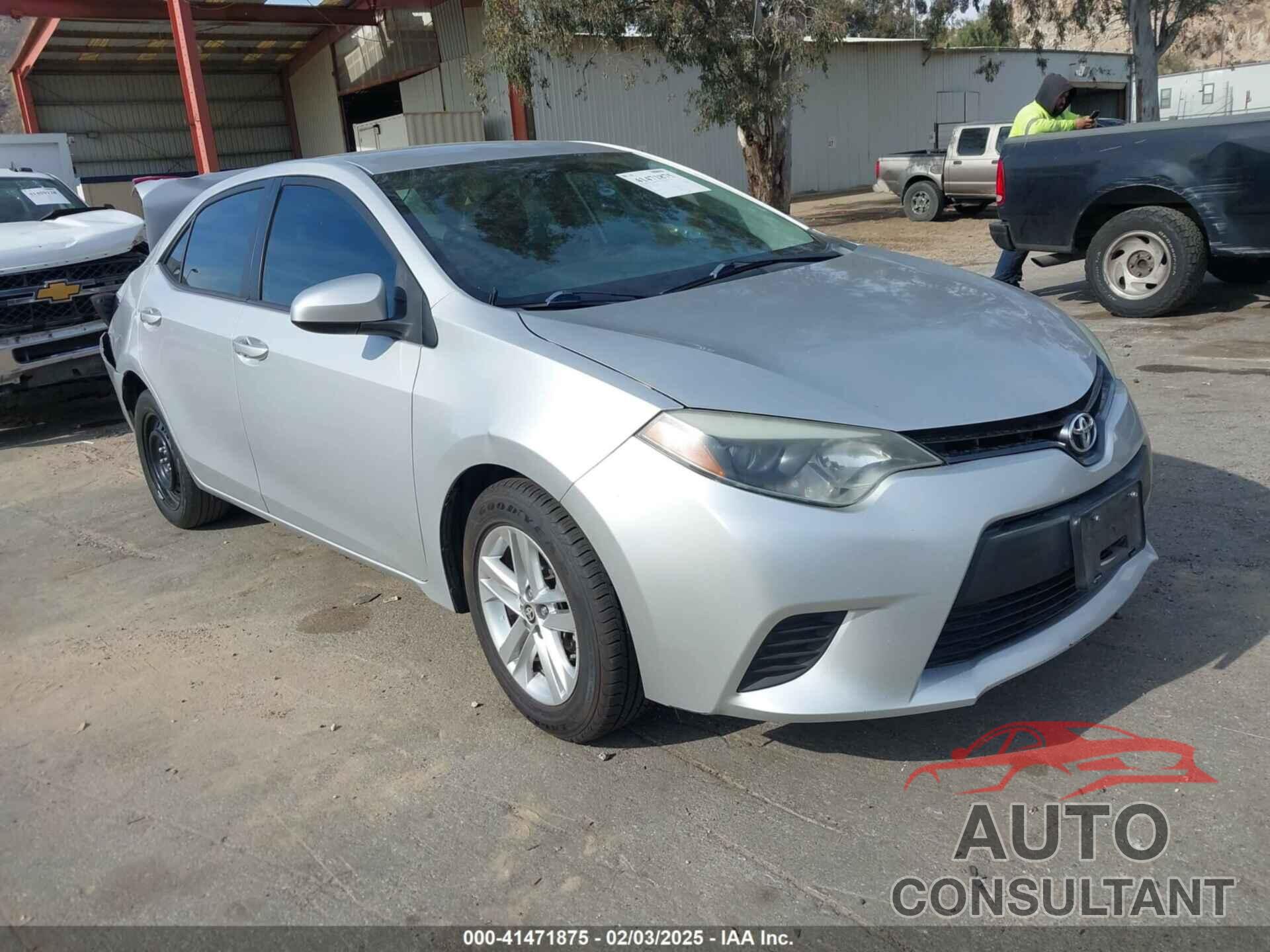 TOYOTA COROLLA 2015 - 5YFBURHEXFP249602
