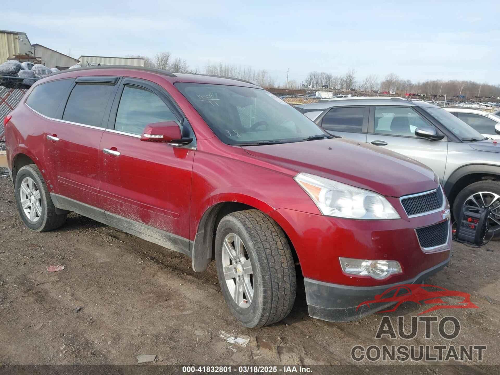 CHEVROLET TRAVERSE 2011 - 1GNKVGED7BJ194870