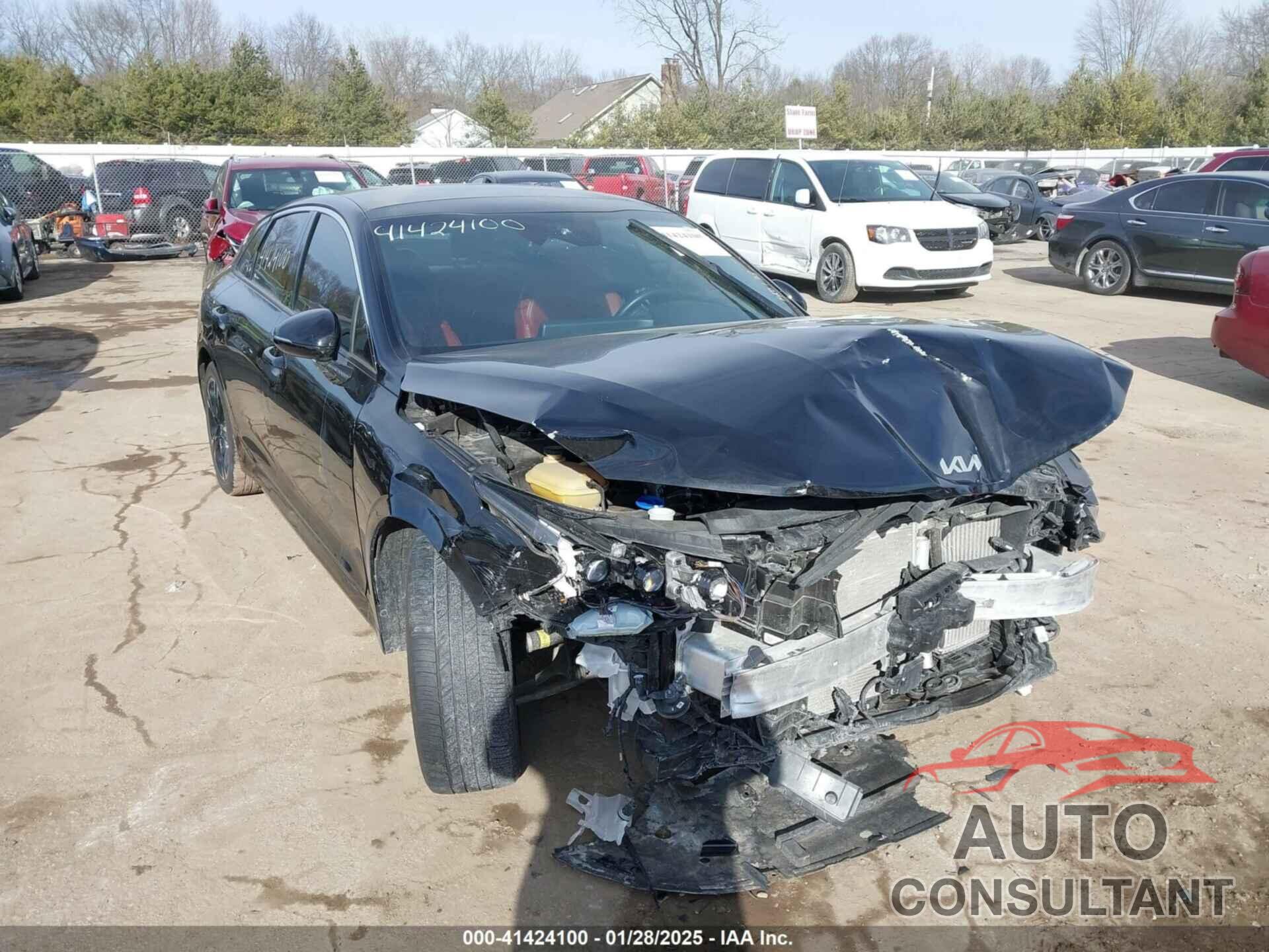 KIA K5 2024 - 5XXG64J24RG247893