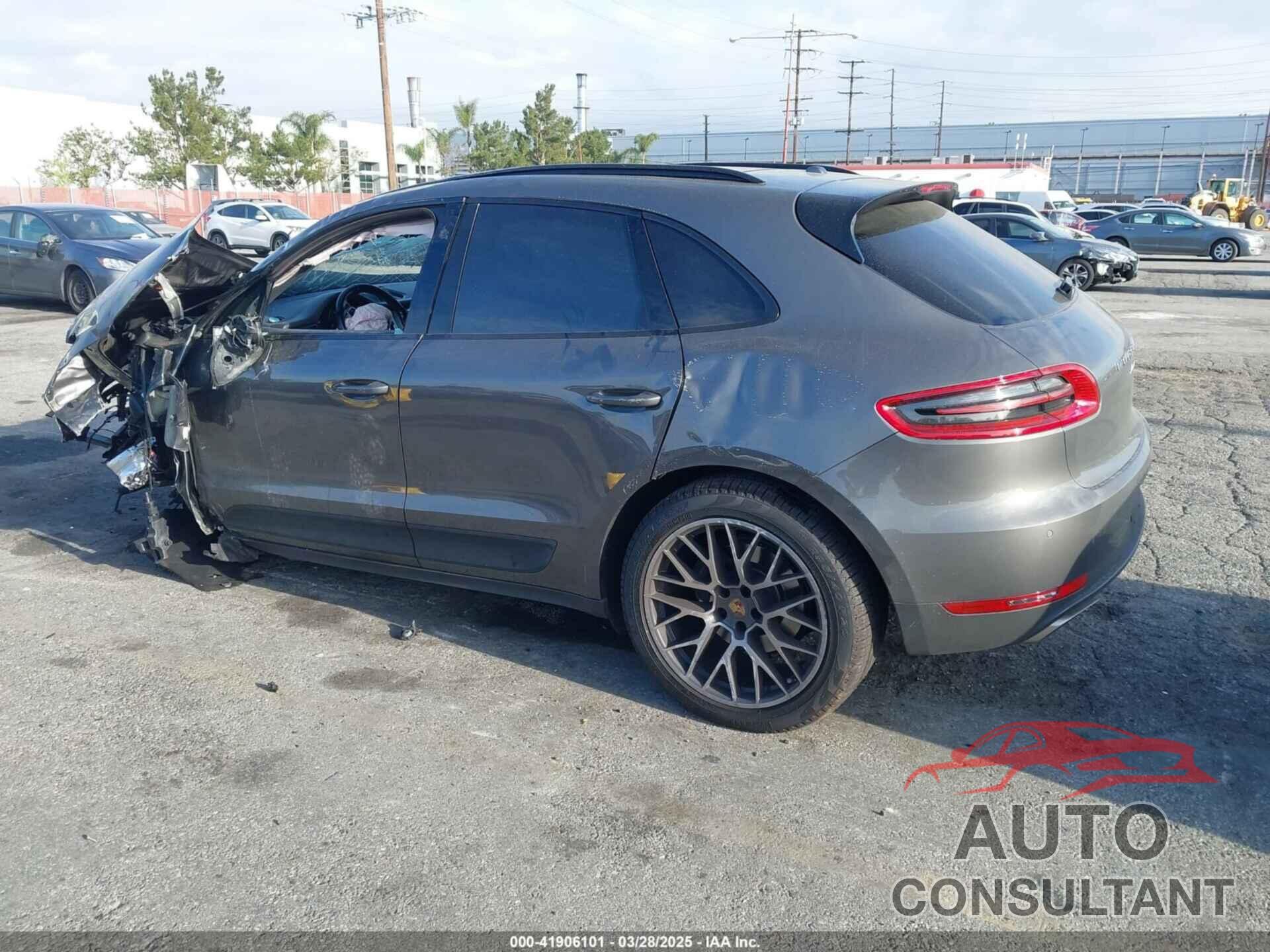 PORSCHE MACAN 2018 - WP1AA2A54JLB14685