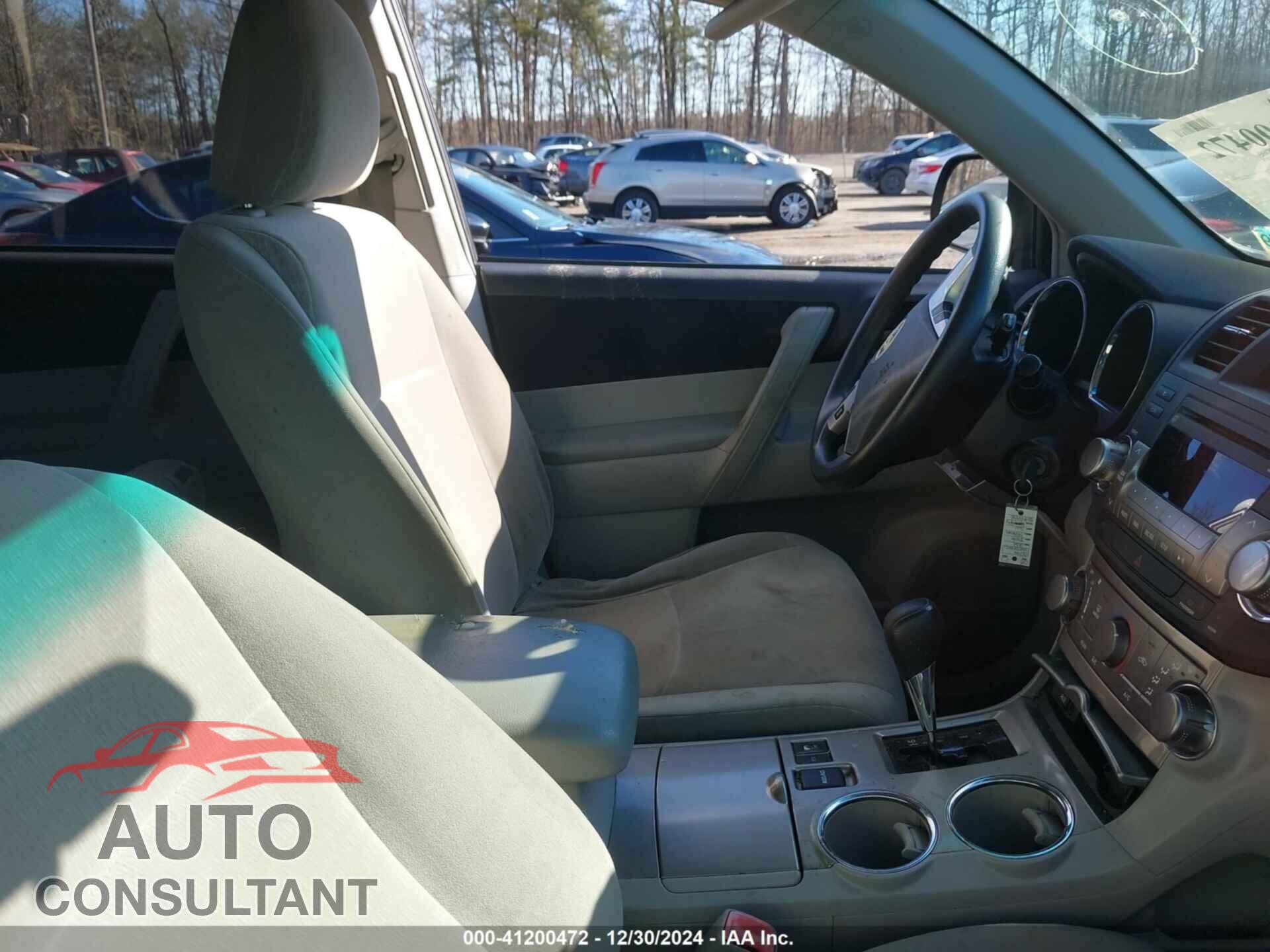 TOYOTA HIGHLANDER 2012 - 5TDBK3EH9CS101414