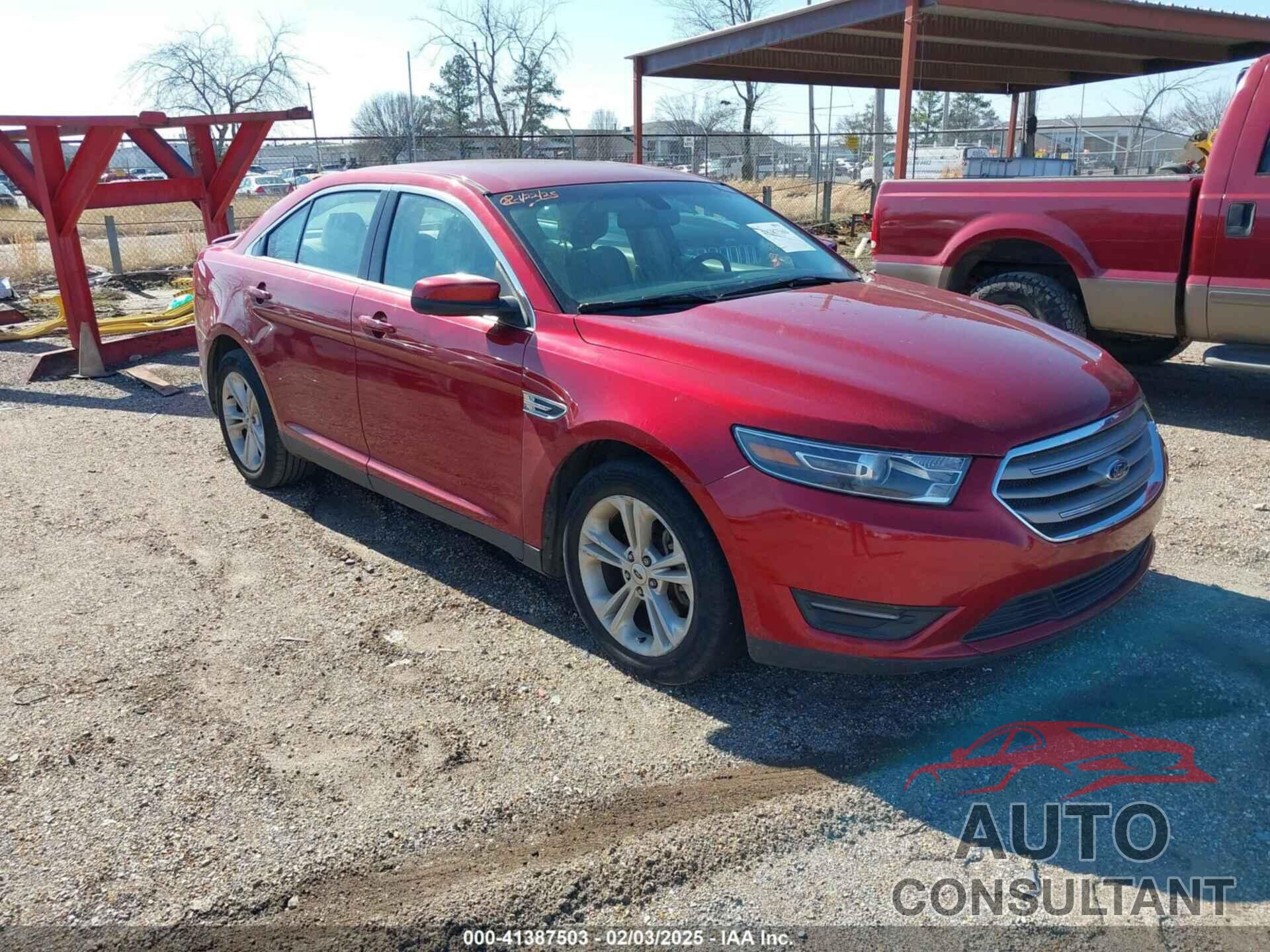 FORD TAURUS 2017 - 1FAHP2E86HG125148
