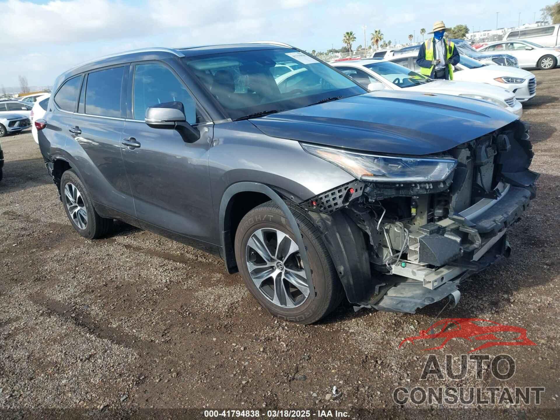 TOYOTA HIGHLANDER 2021 - 5TDGZRBH7MS121493