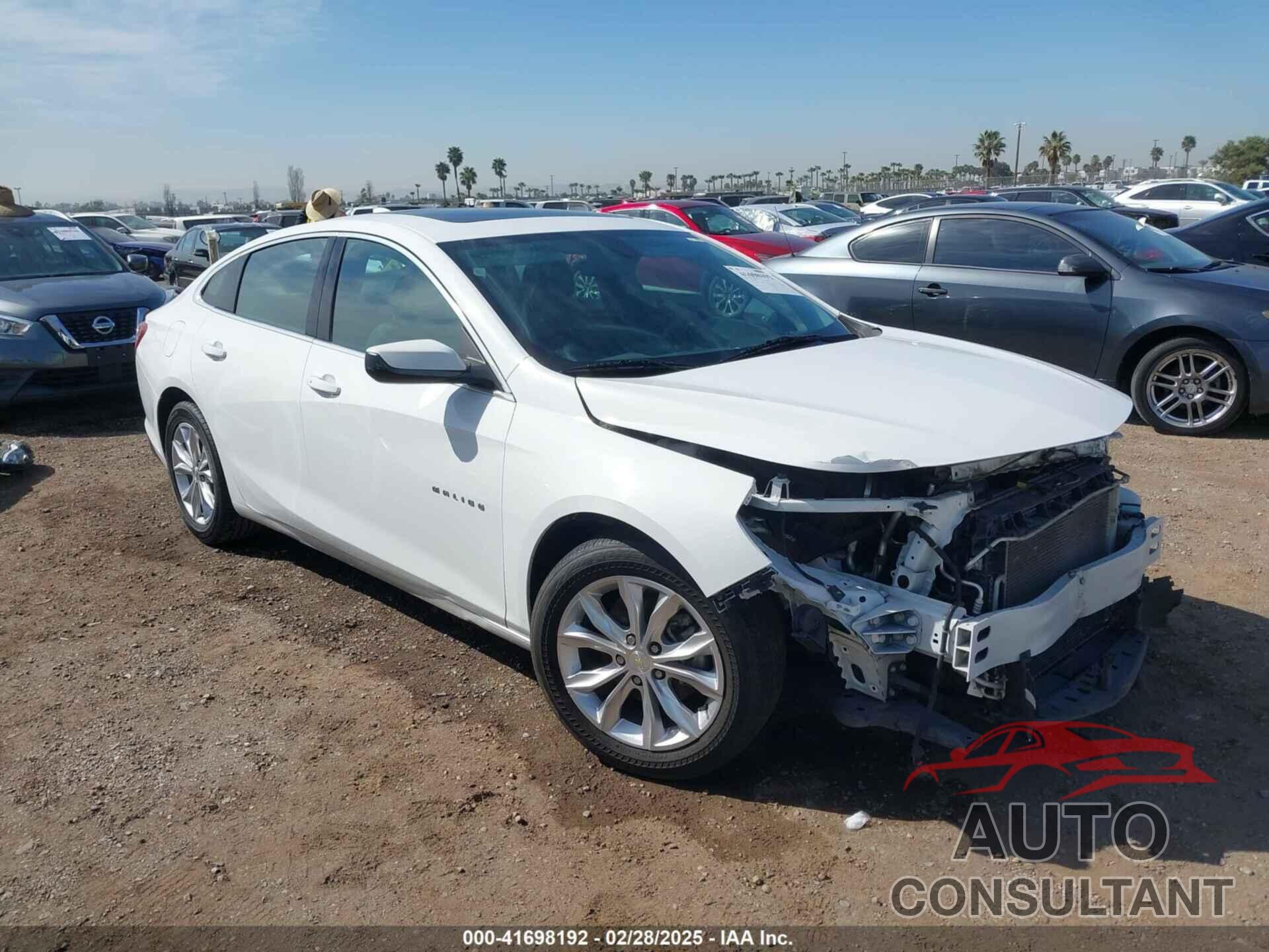 CHEVROLET MALIBU 2020 - 1G1ZD5ST9LF122513