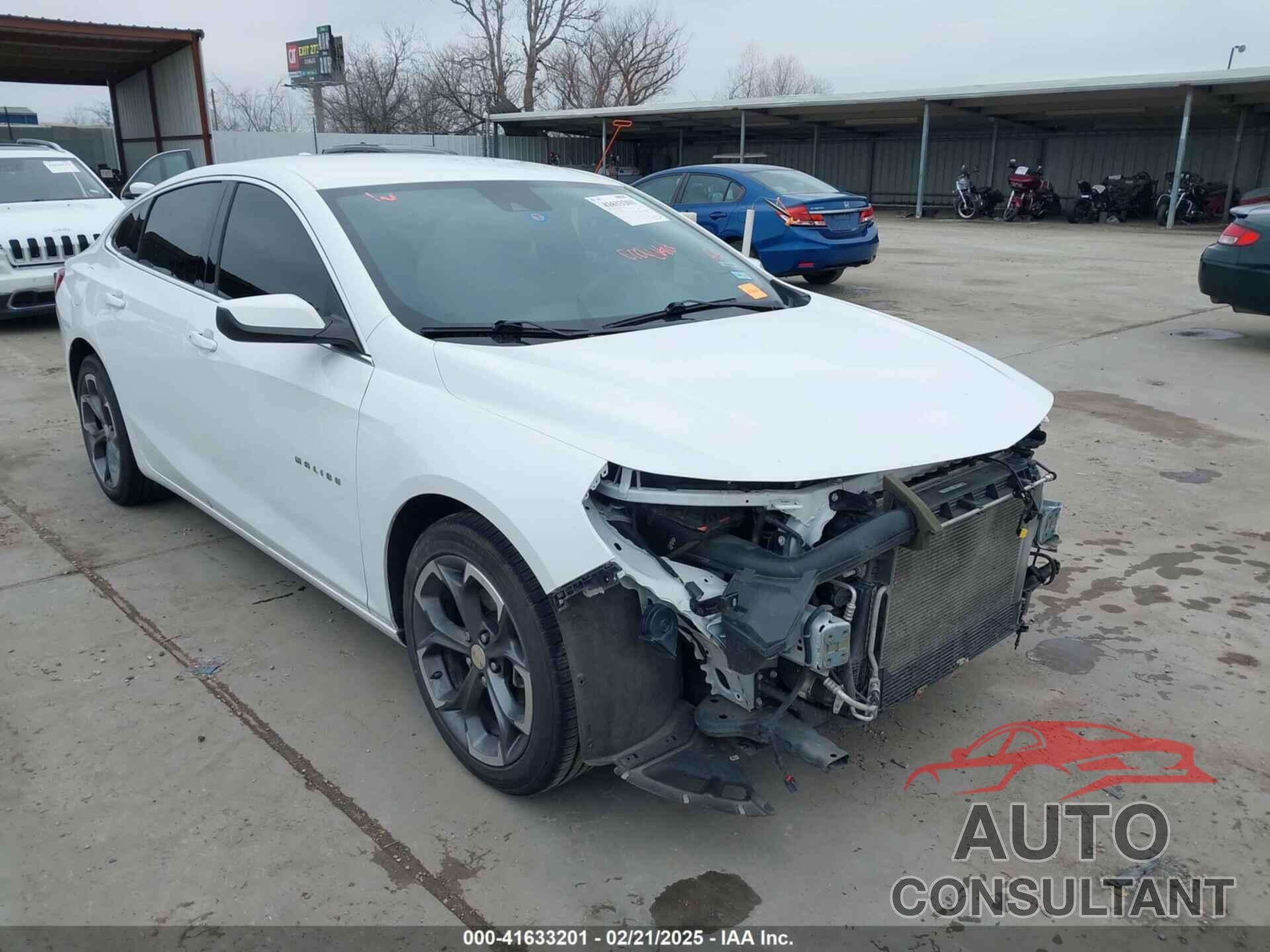 CHEVROLET MALIBU 2022 - 1G1ZD5ST7NF150300