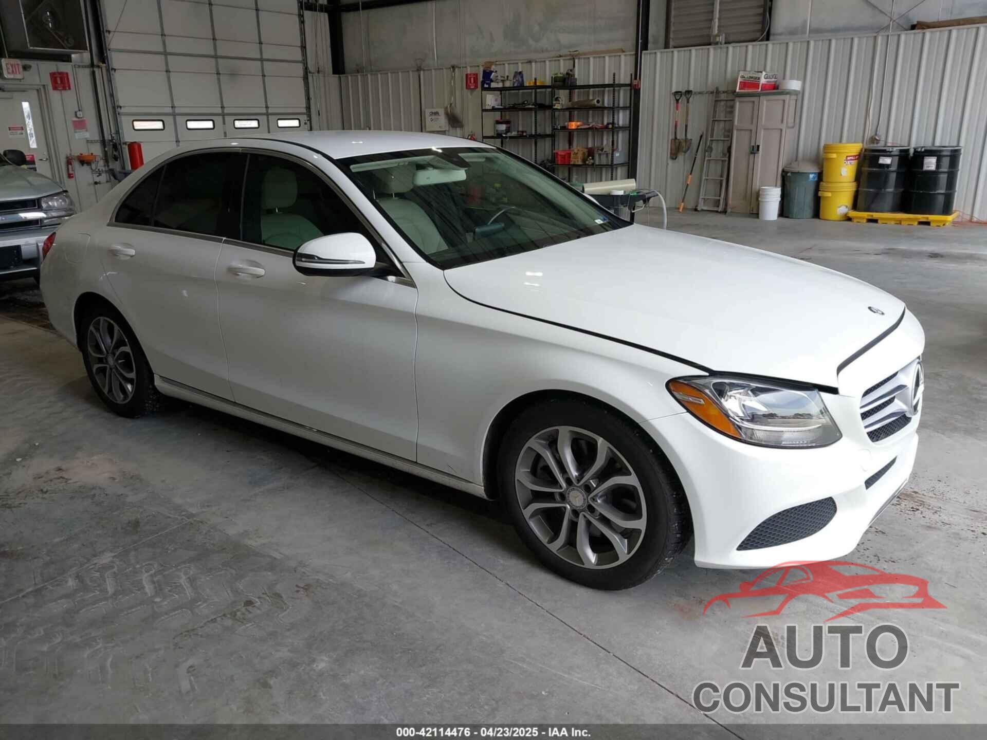 MERCEDES-BENZ C 300 2016 - 55SWF4JB3GU176907
