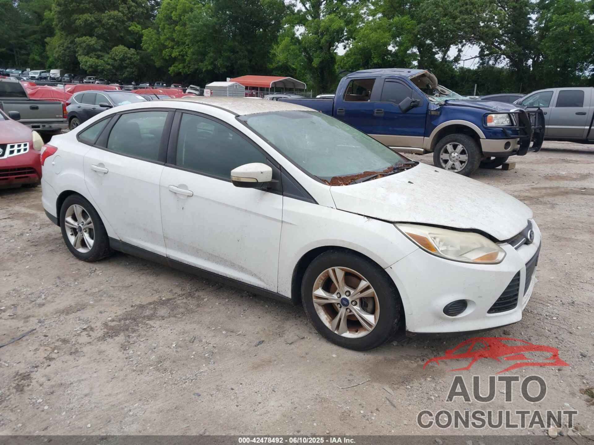 FORD FOCUS 2014 - 1FADP3F25EL277813