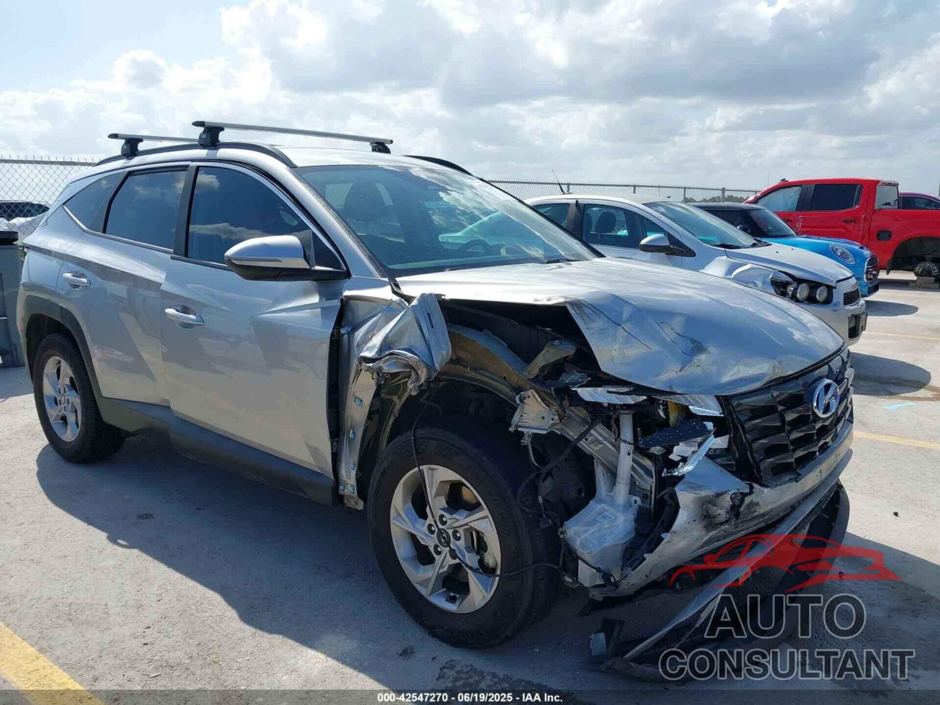 HYUNDAI TUCSON 2023 - 5NMJBCAE1PH173742