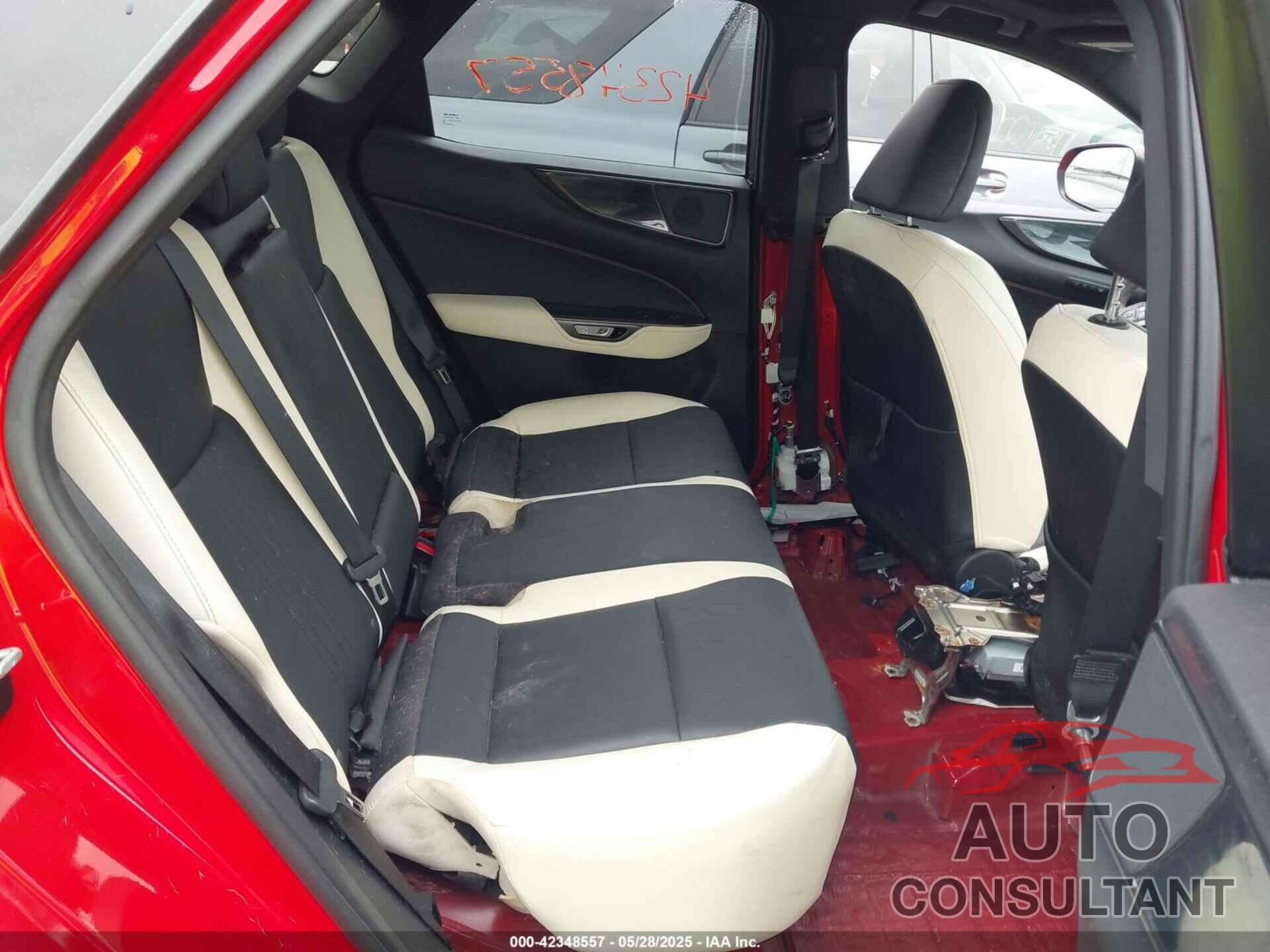 LEXUS NX 250 2022 - 2T2GDCAZ2NC002889