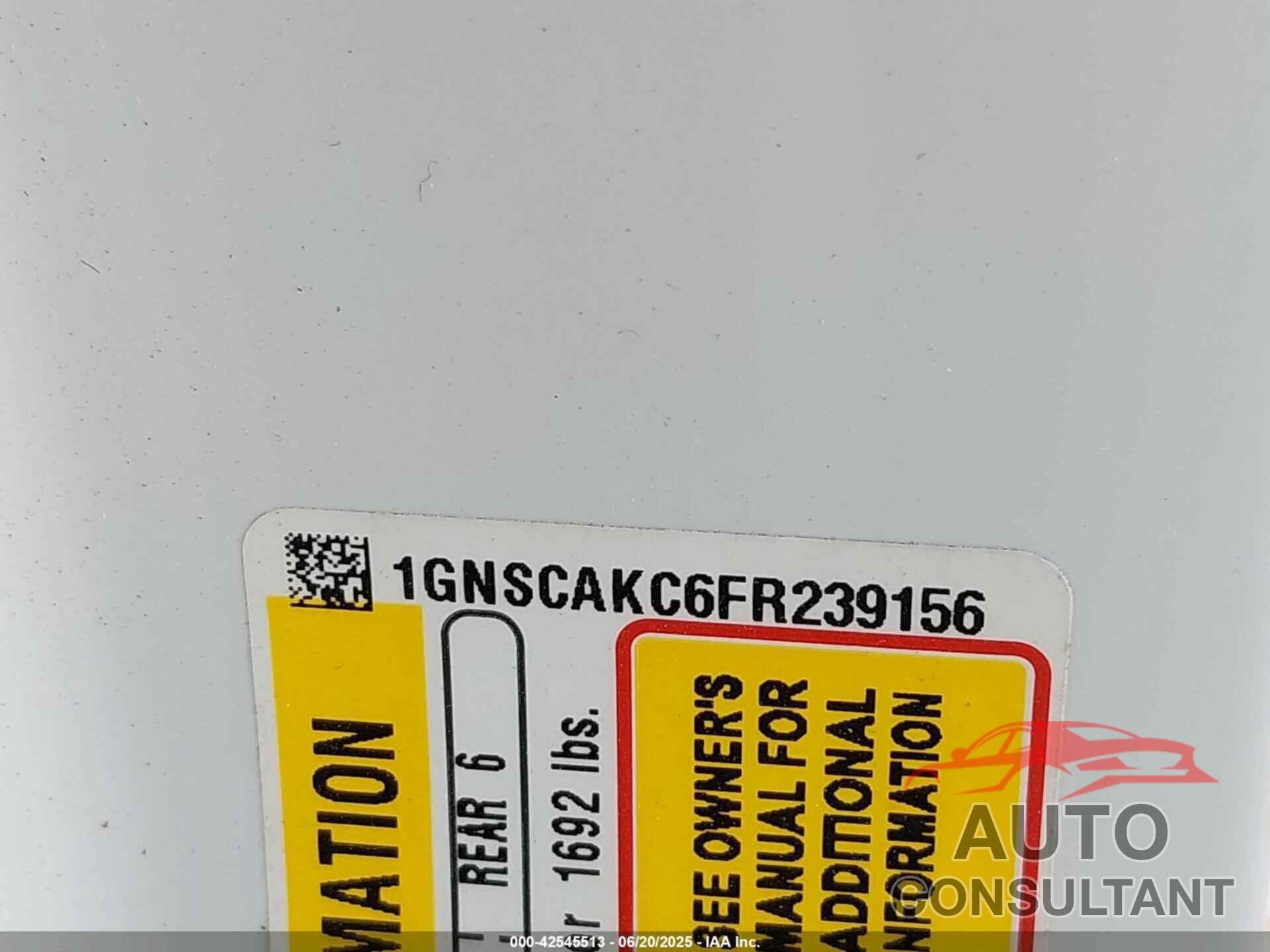CHEVROLET TAHOE 2015 - 1GNSCAKC6FR239156