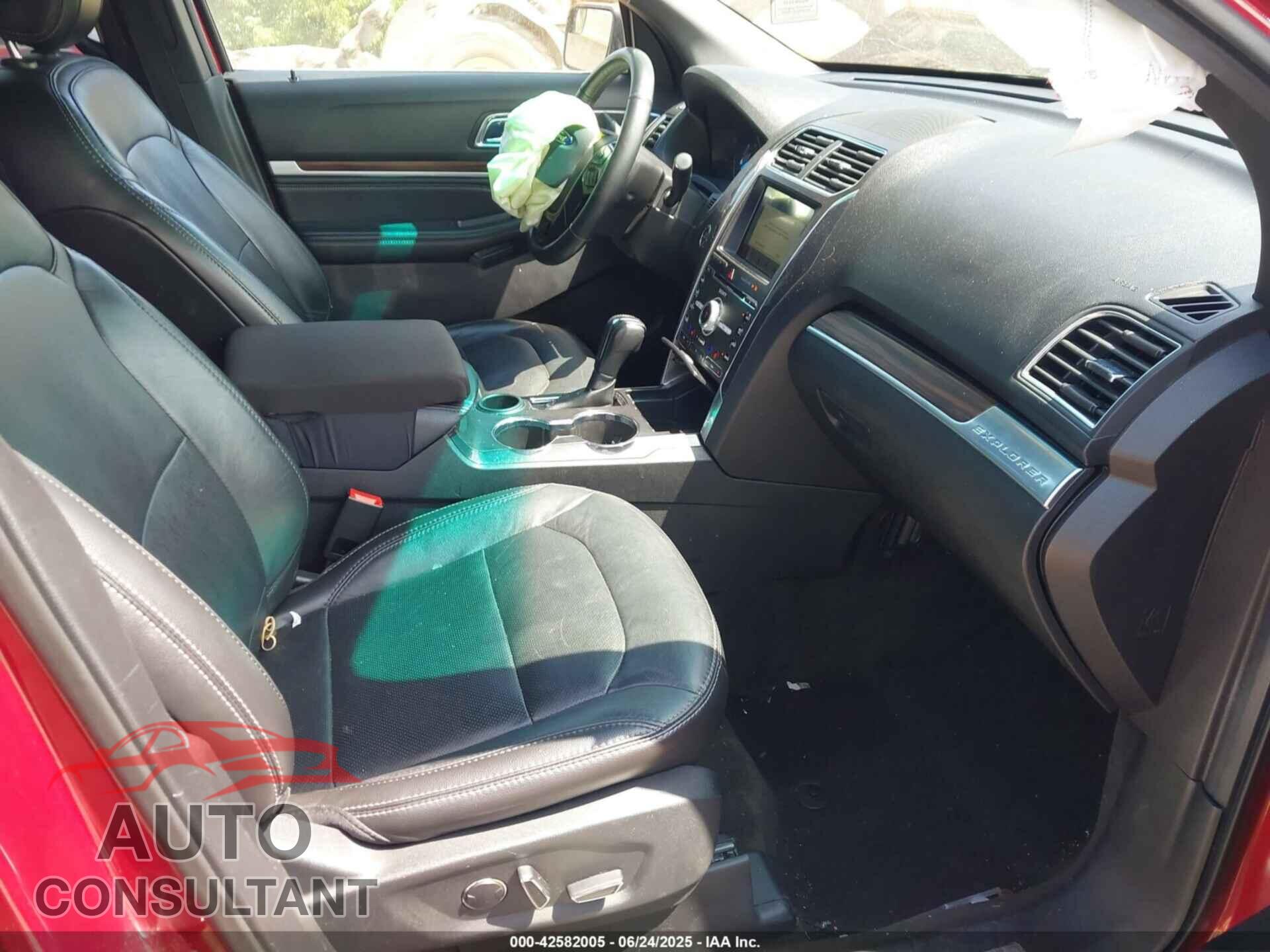 FORD EXPLORER 2018 - 1FM5K7F83JGB13662